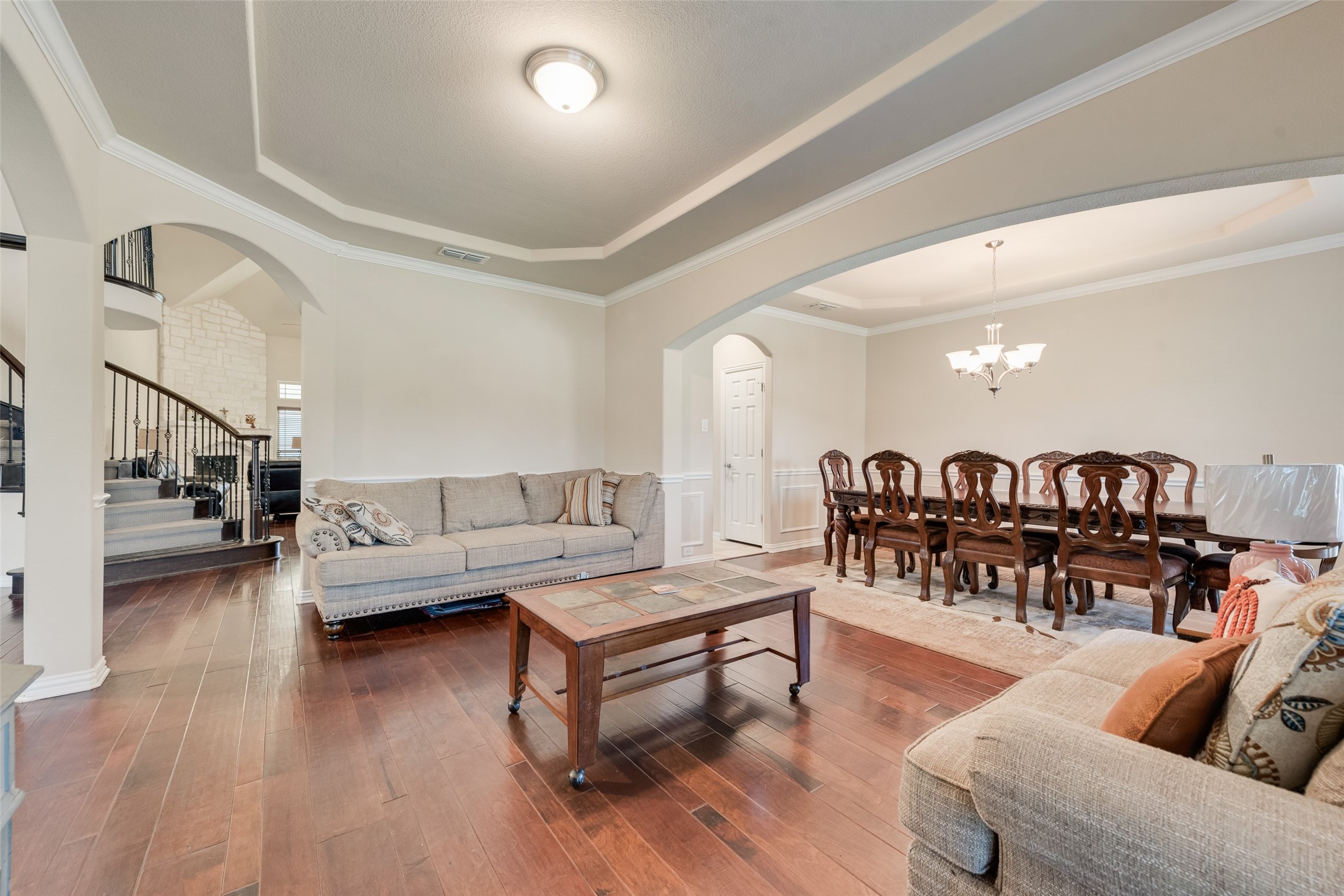 4401 Bingley Way