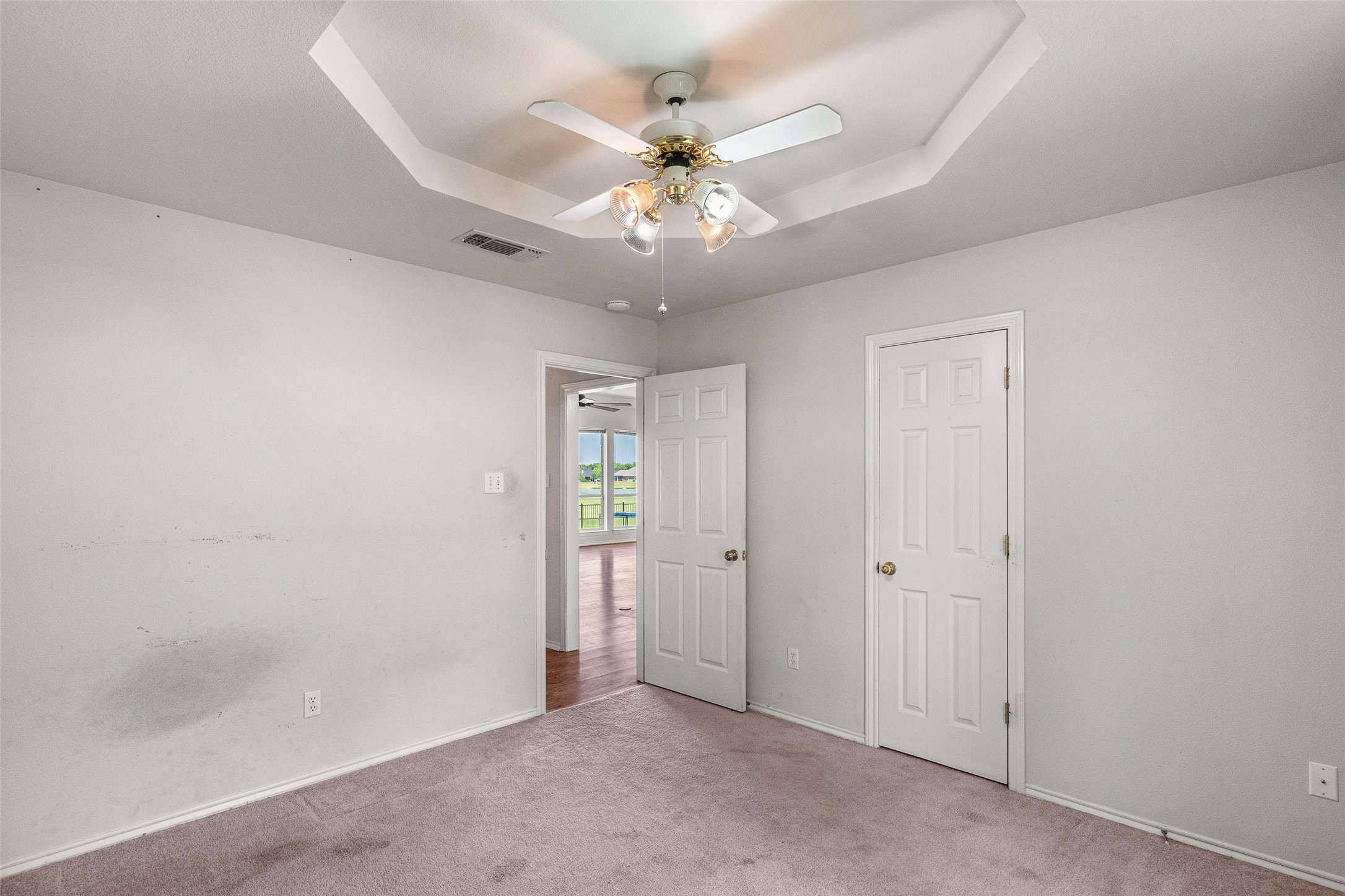 5525 Wedgefield Road