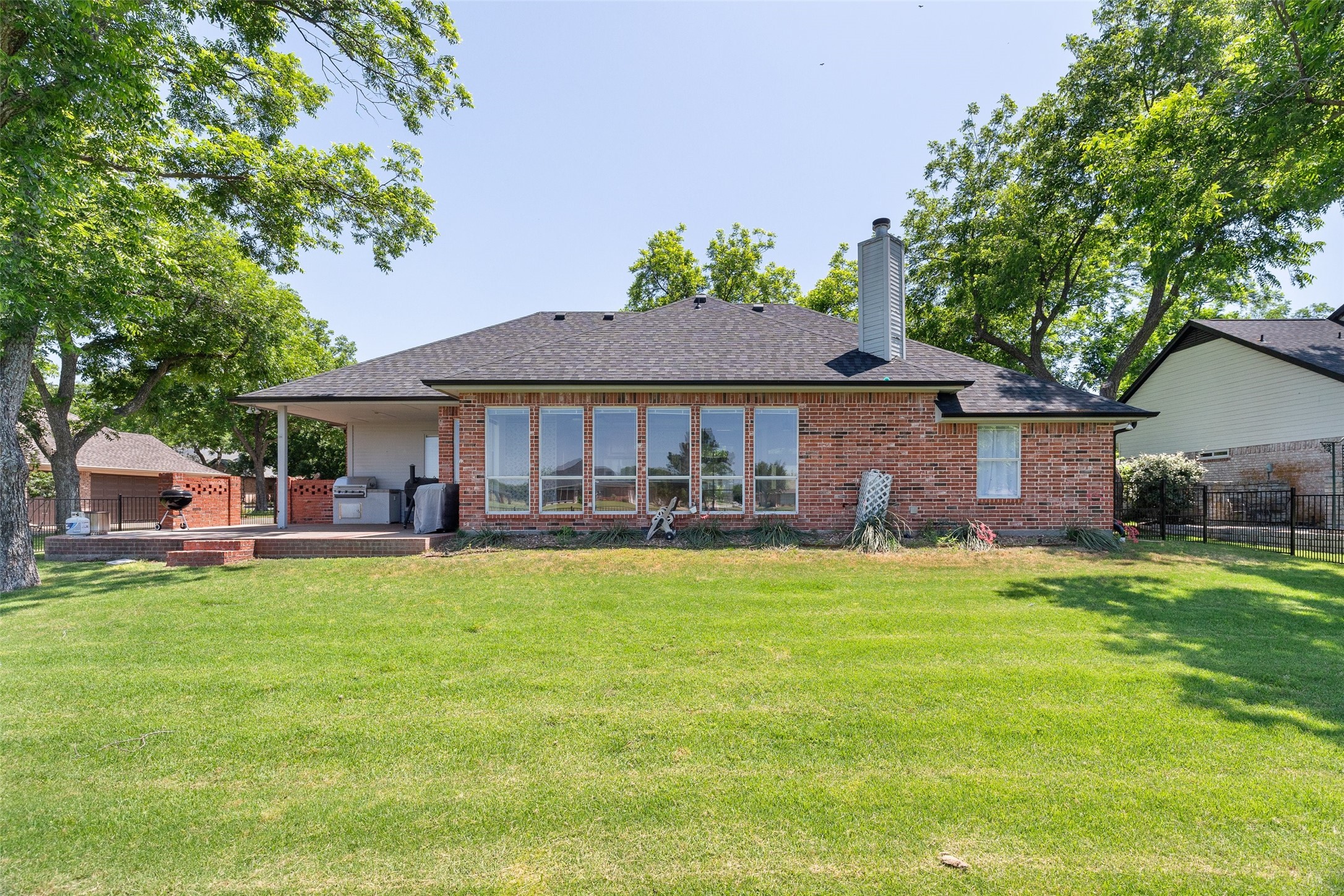 5525 Wedgefield Road