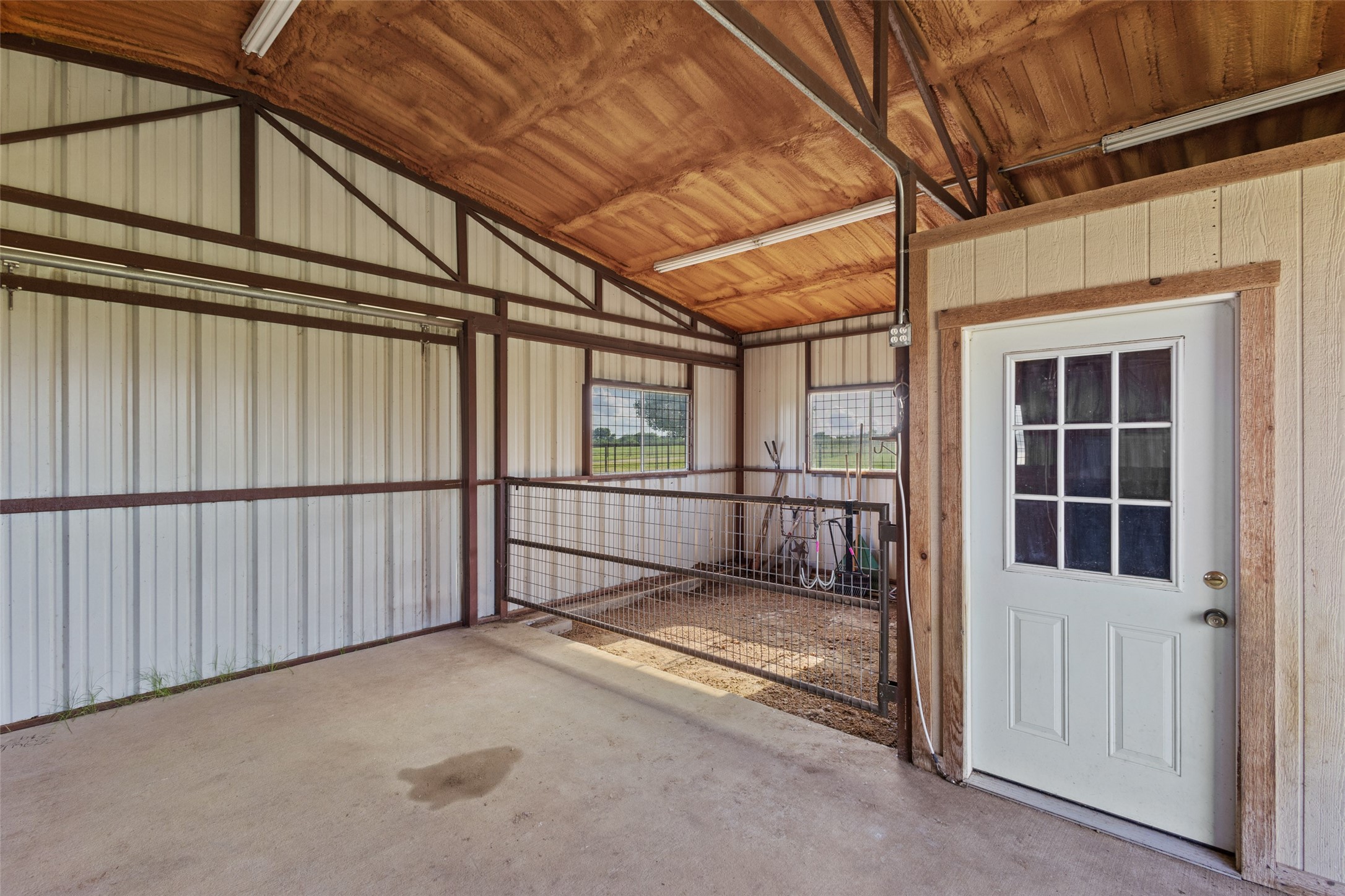 10040 Horseshoe Nail Road