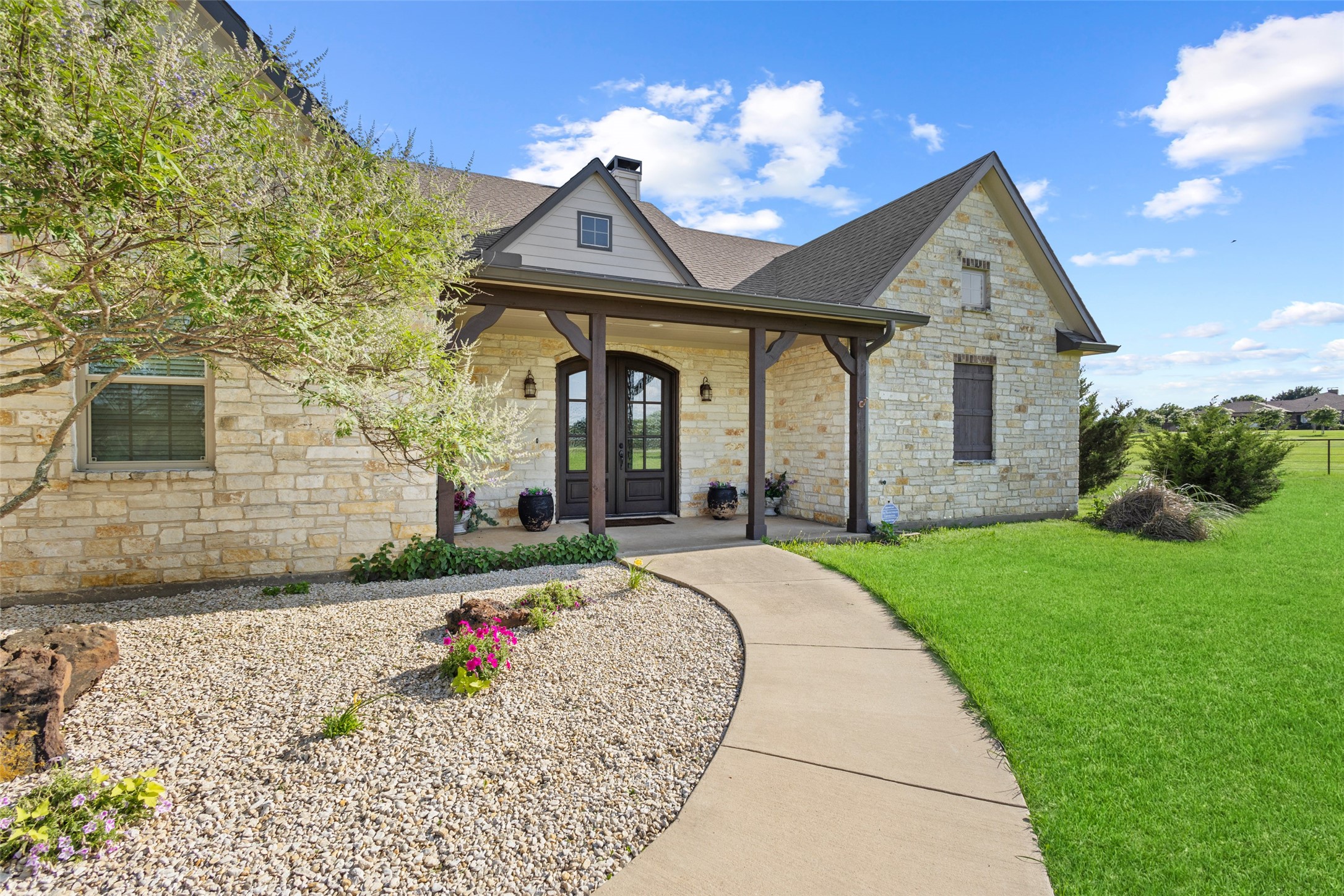 10040 Horseshoe Nail Road