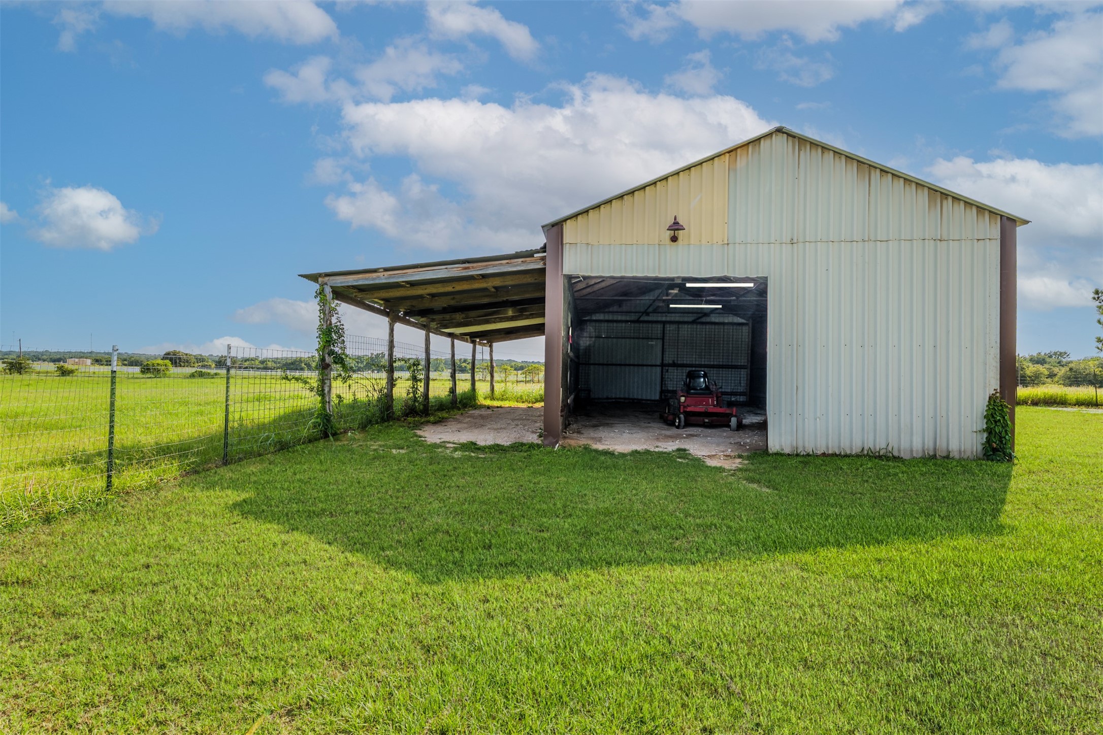 7221 Contrary Creek Road