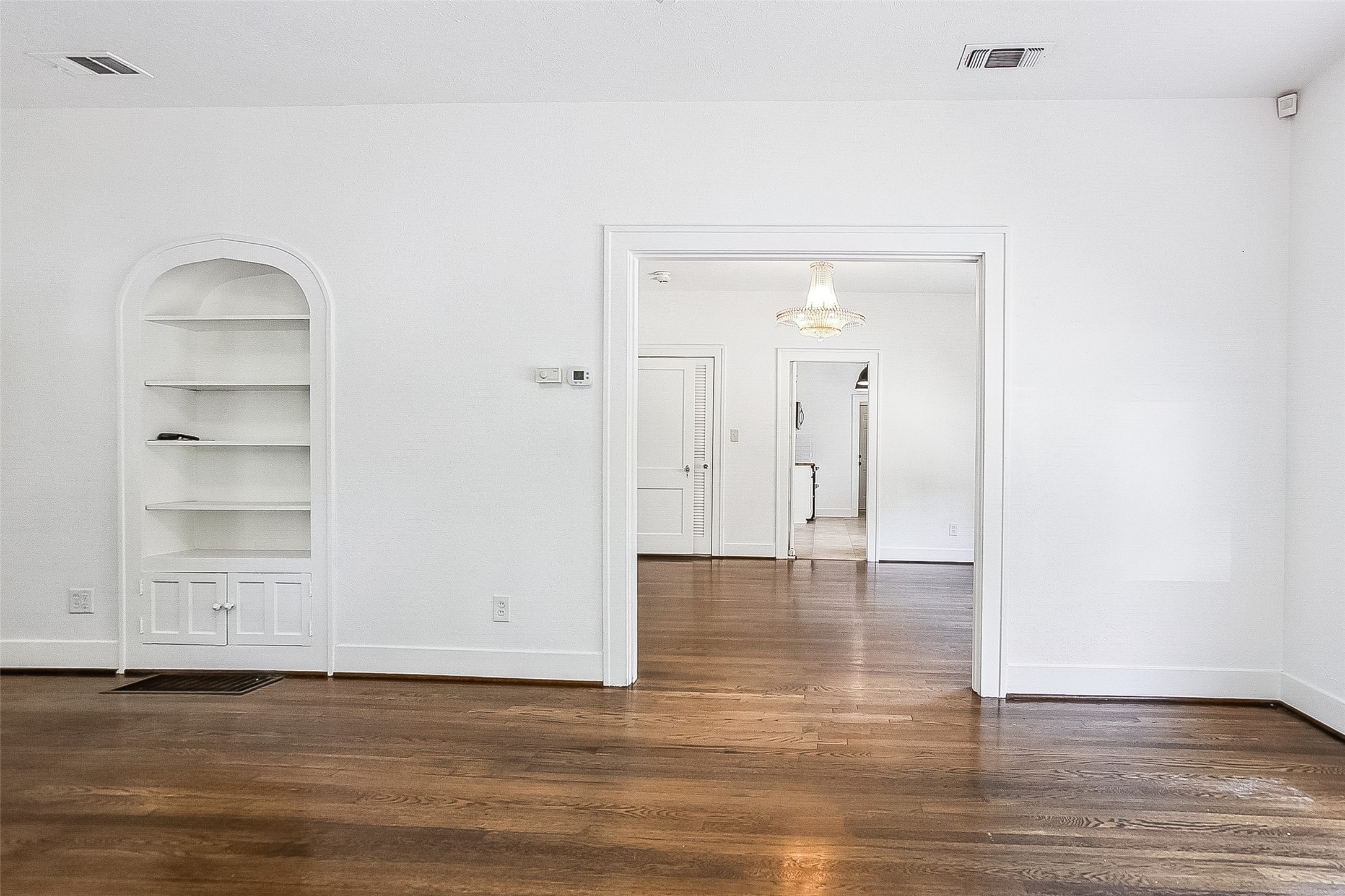 2528 Cockrell Avenue