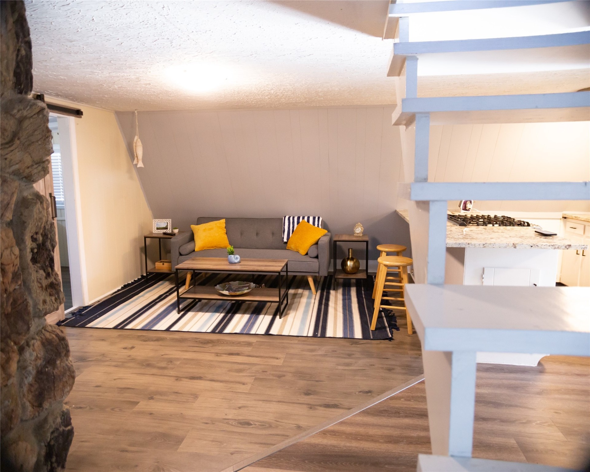 702 Western Hills Trail