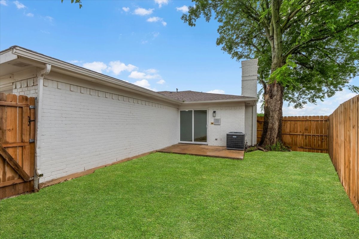 7302 Vista Cliff Drive