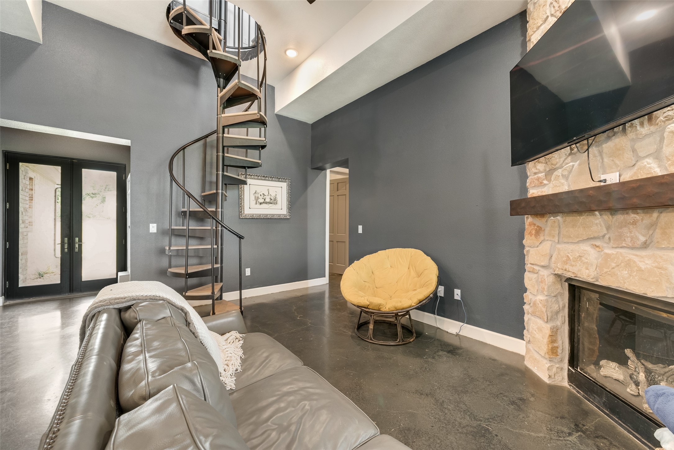 8310 Old Springtown Road