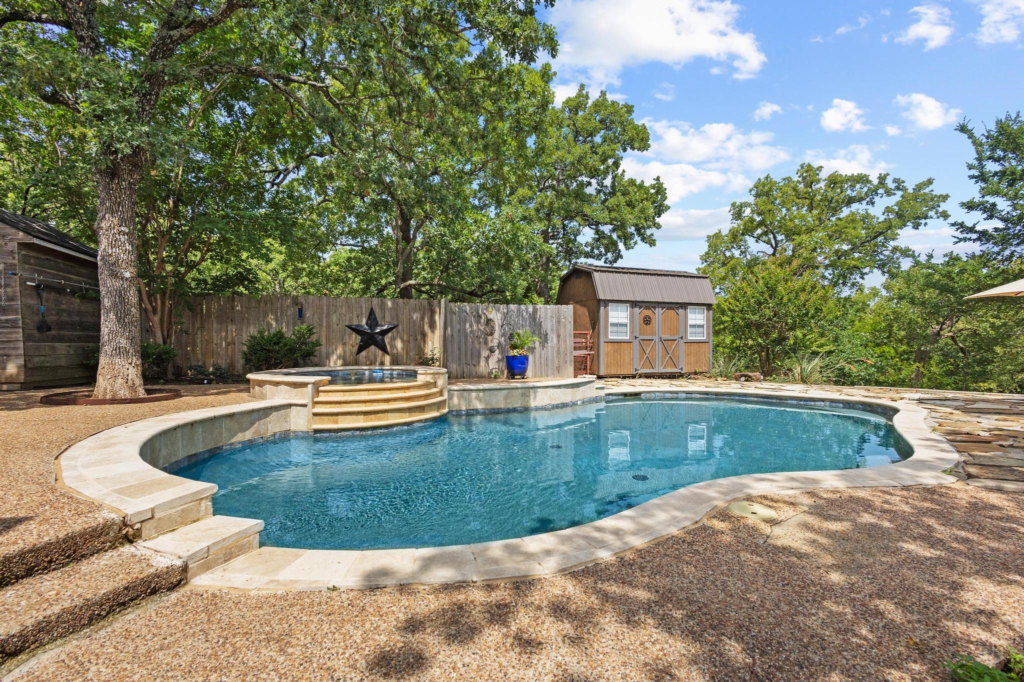 2799 Blackjack Road W