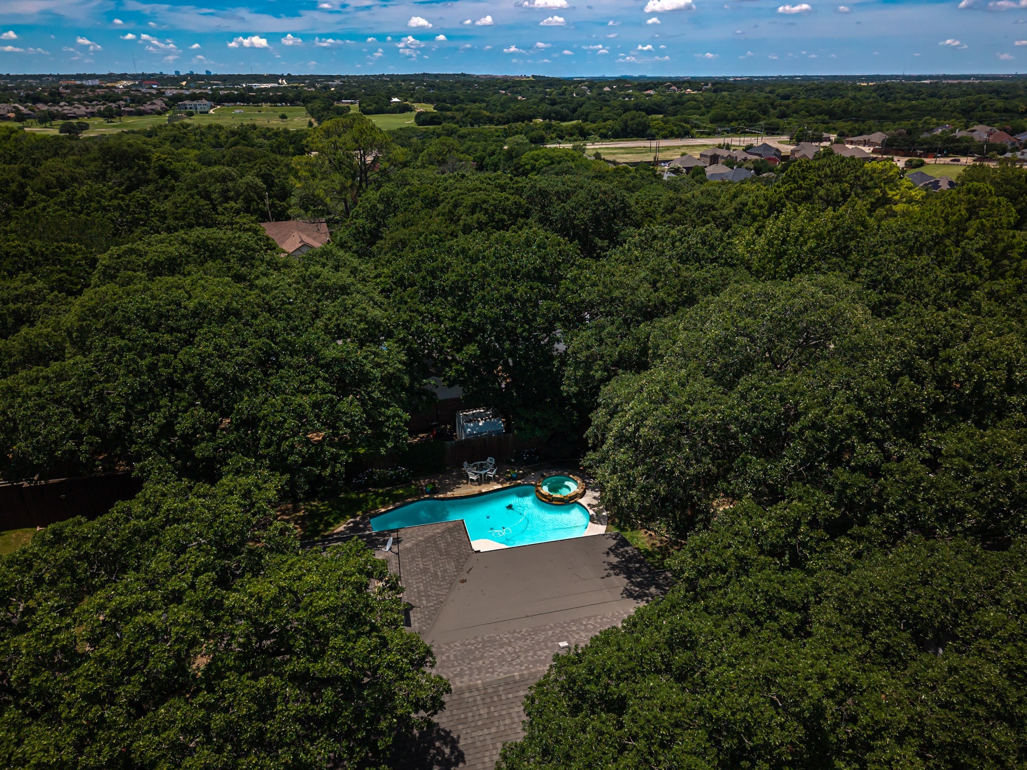 1822 Holm Oak Street