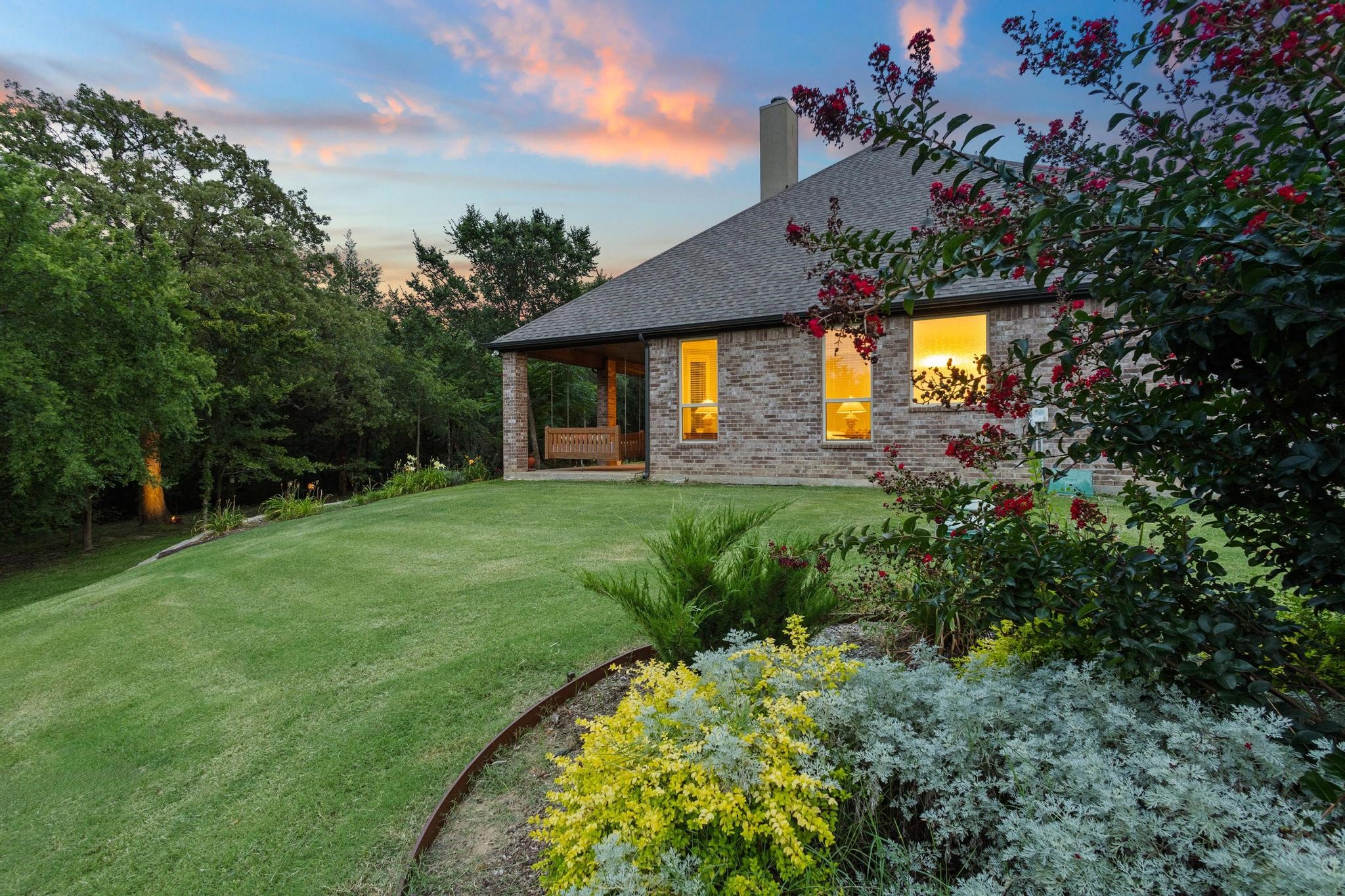 1090 Stone Trail Lane