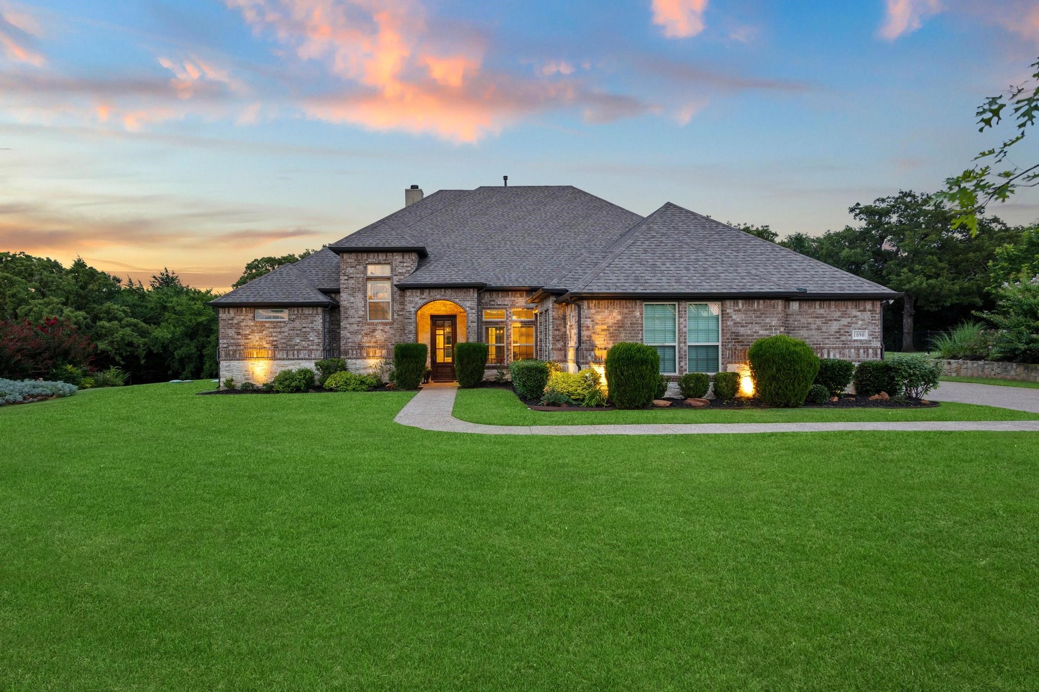 1090 Stone Trail Lane