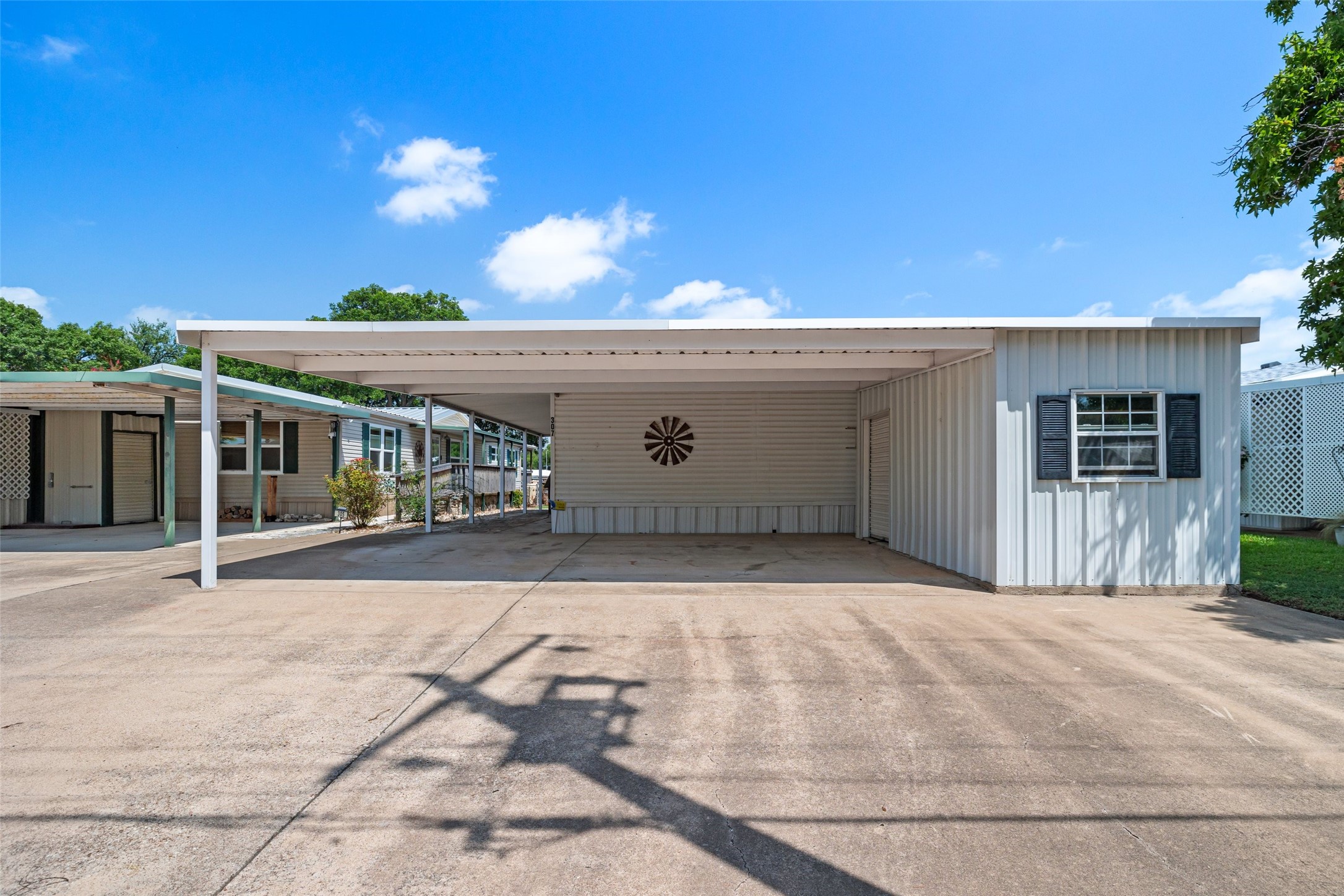 307 Brazos Harbor Drive