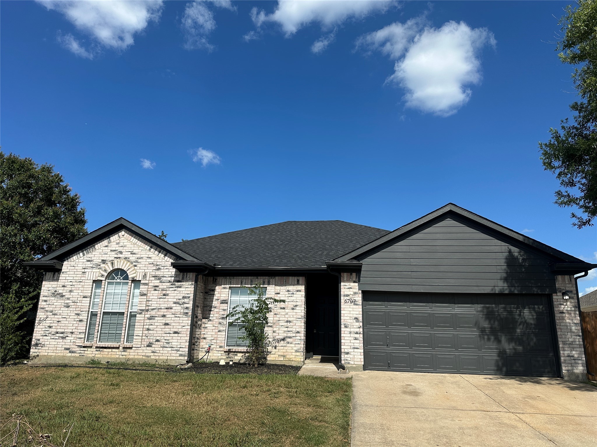 6707 Stone Branch Drive