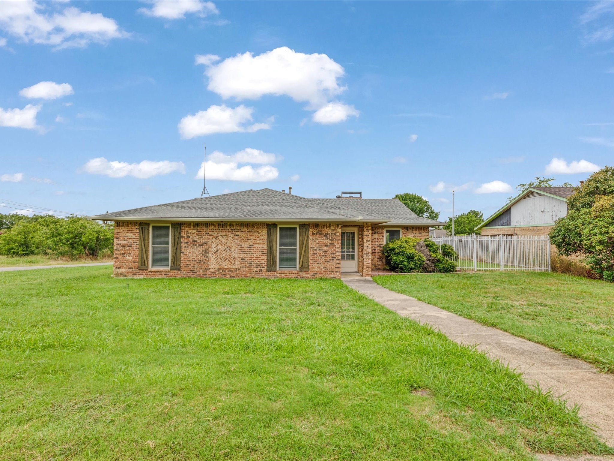 2110 Azalea Street