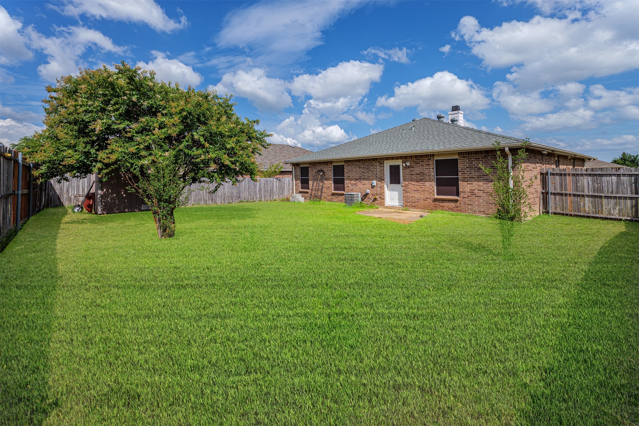 807 Wild Prairie Drive