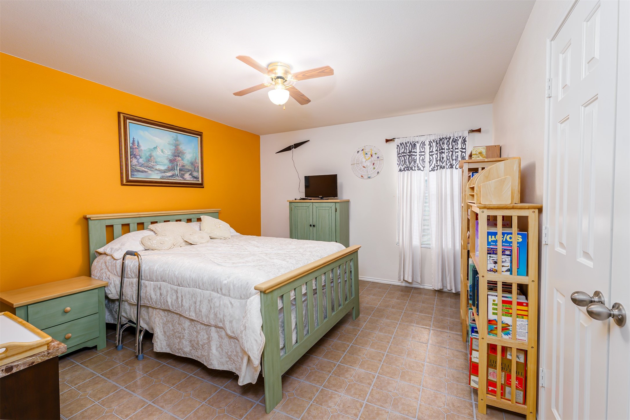 807 Wild Prairie Drive