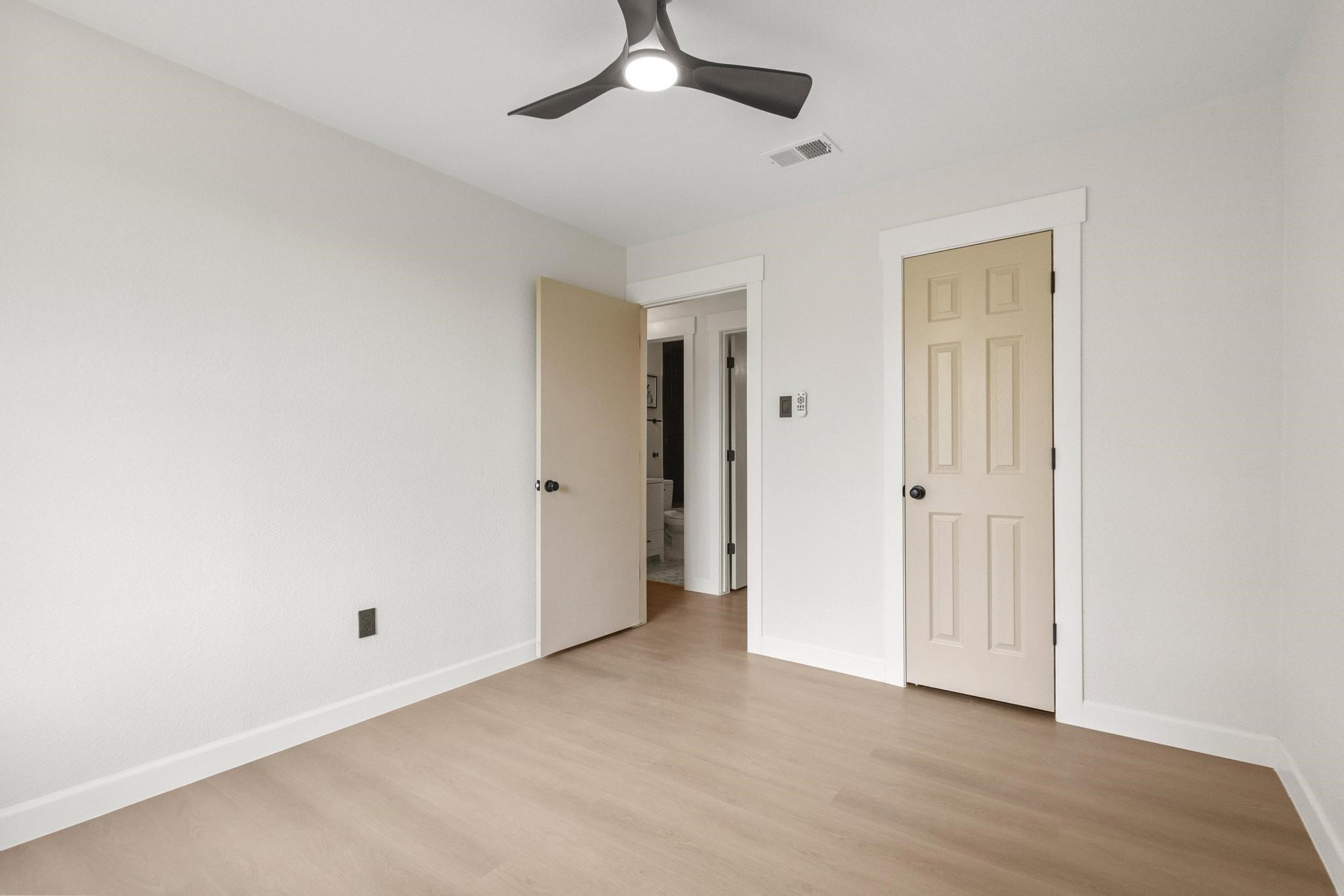 185 Lakeview Drive