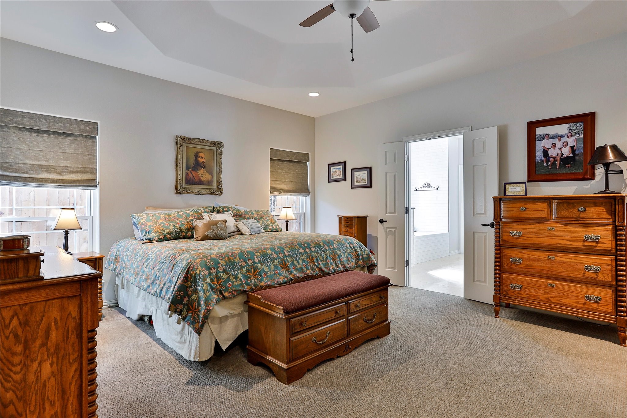 8921 Crest Wood Drive
