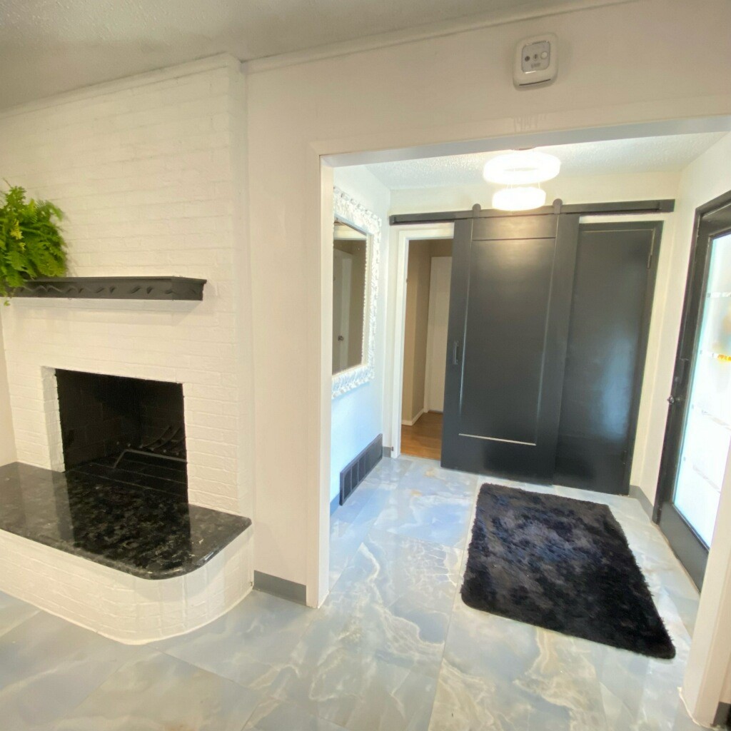 5013 South Drive
