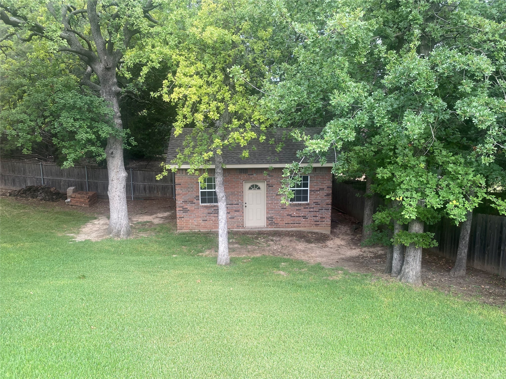 2230 Creek Side Drive