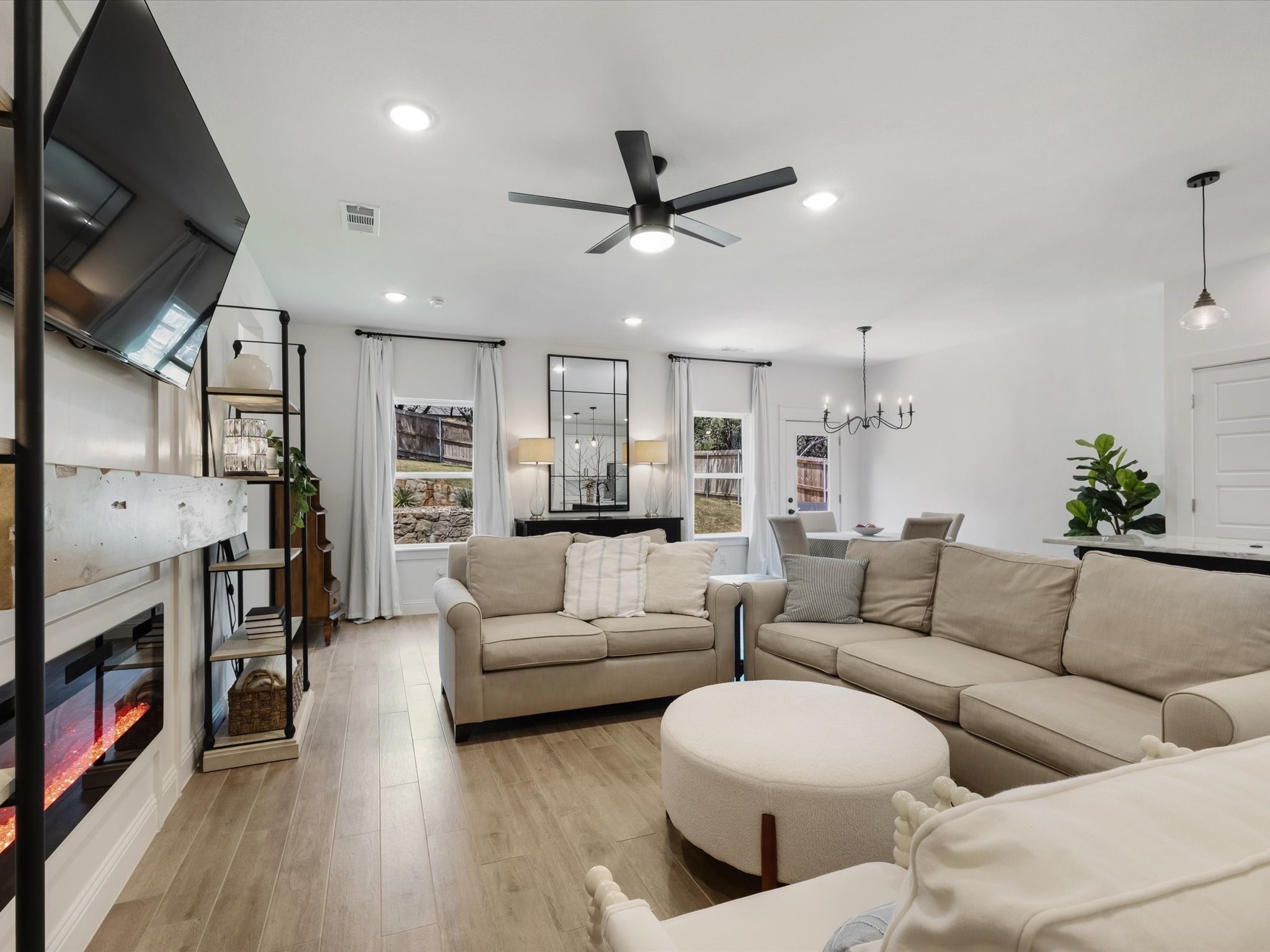 5423 San Jacinto Drive