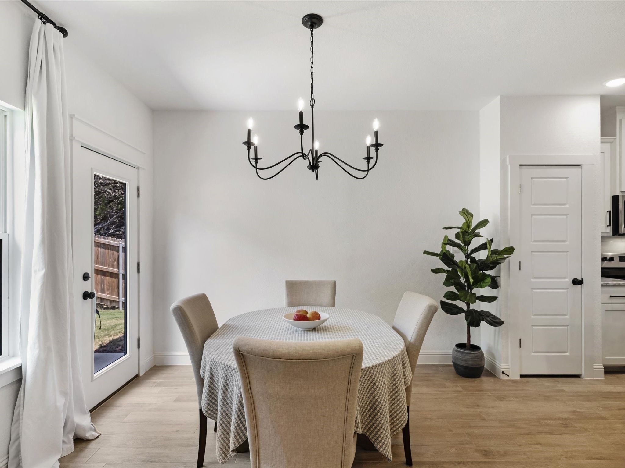 5423 San Jacinto Drive