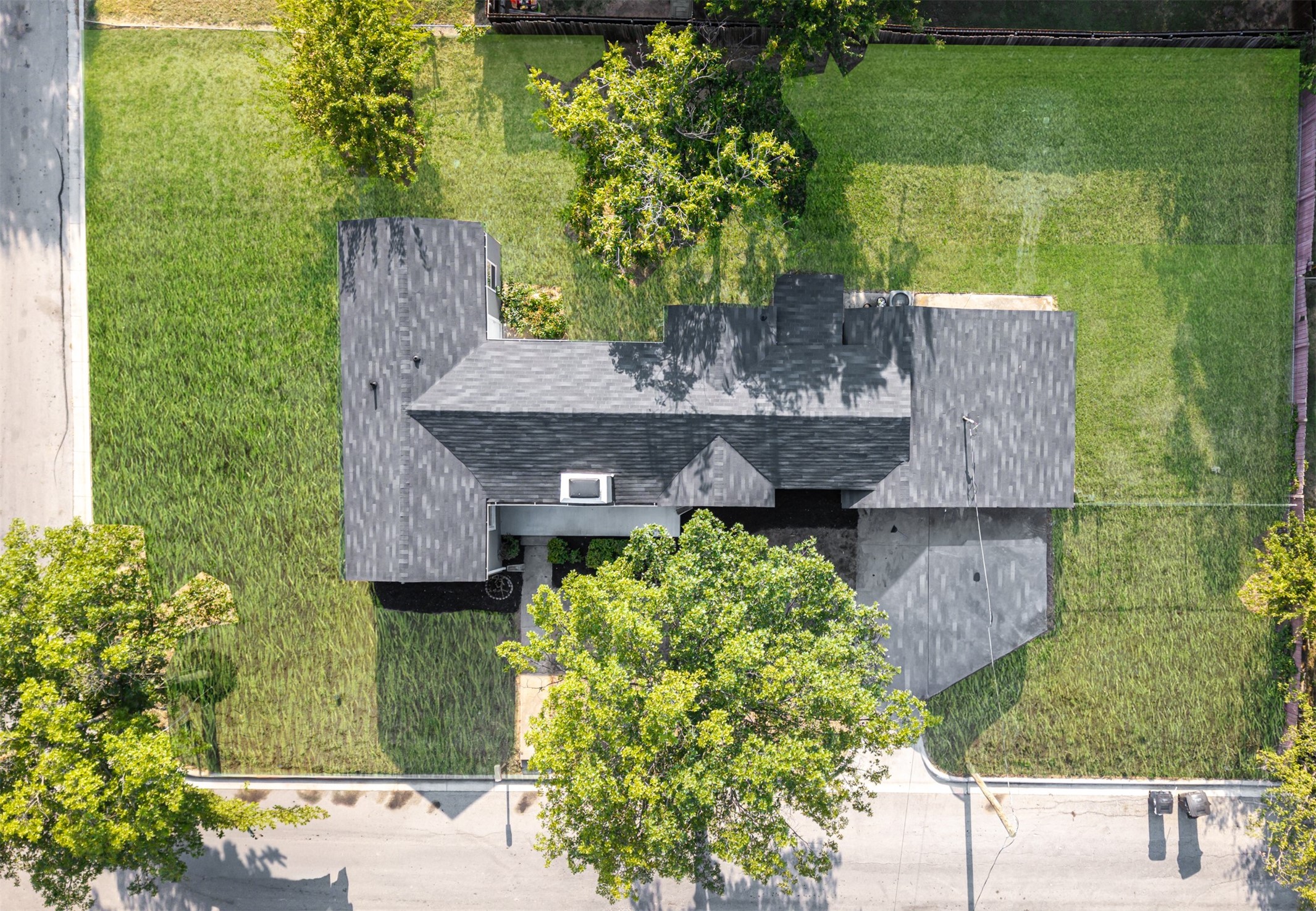 1924 N Edgewood Terrace