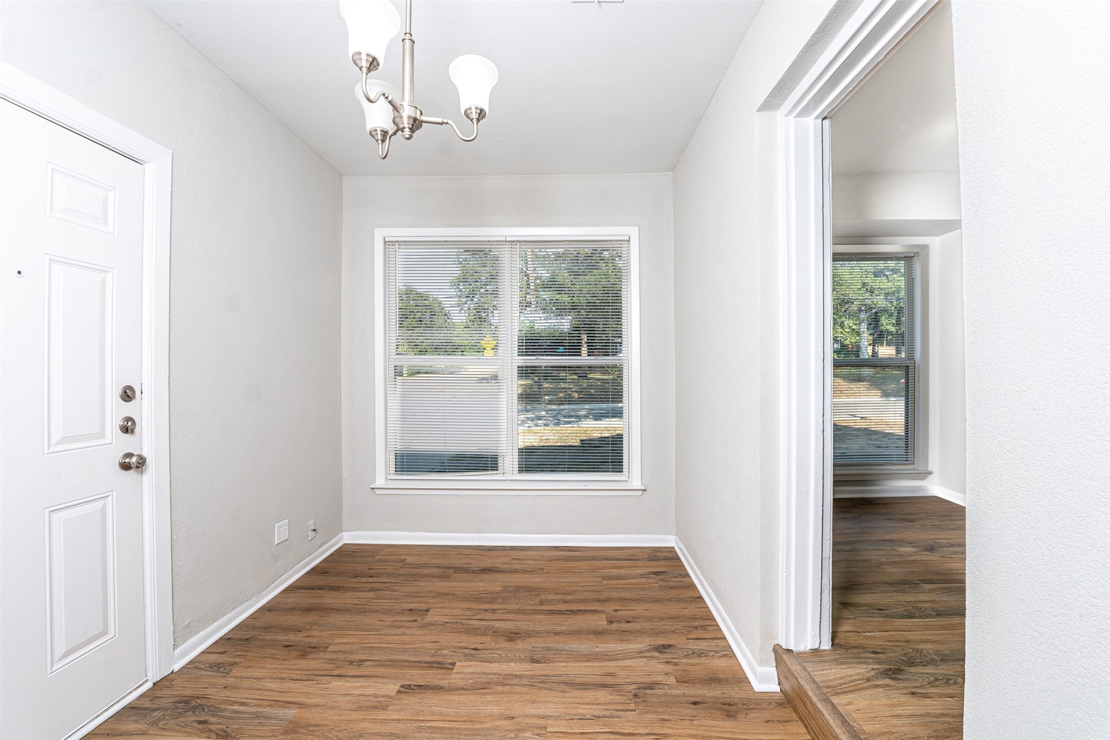 1924 N Edgewood Terrace