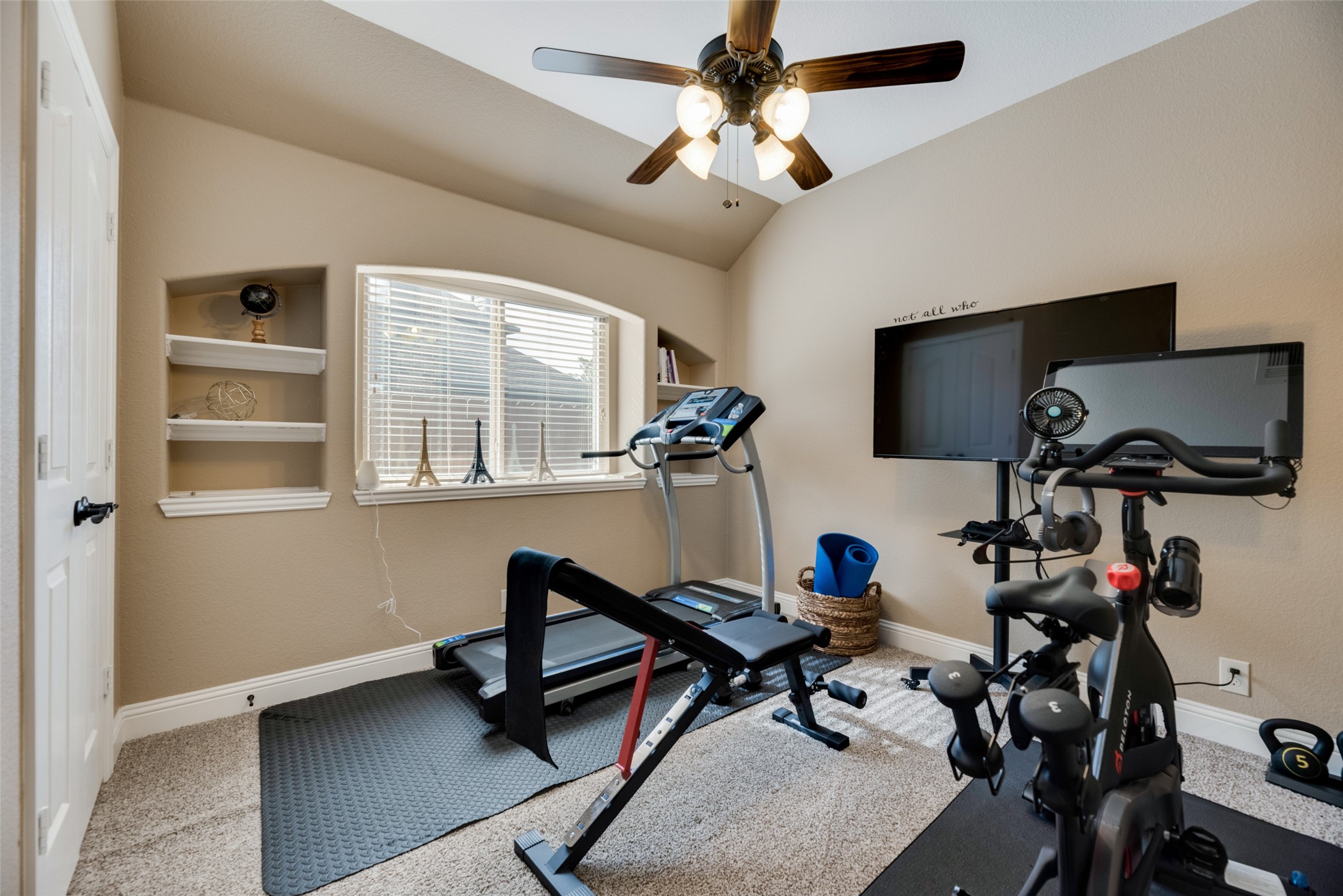 4412 Lugano Terrace