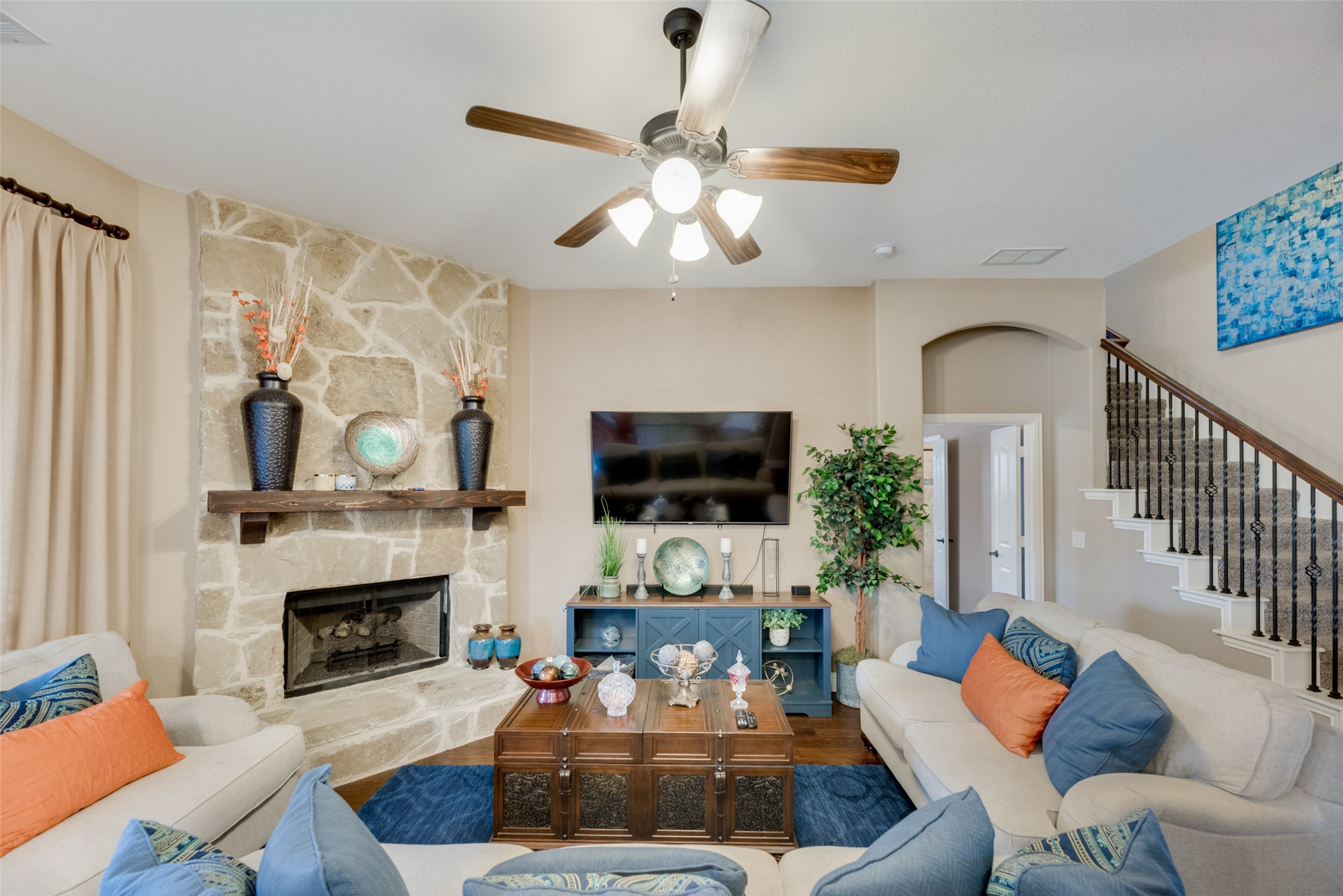 4412 Lugano Terrace