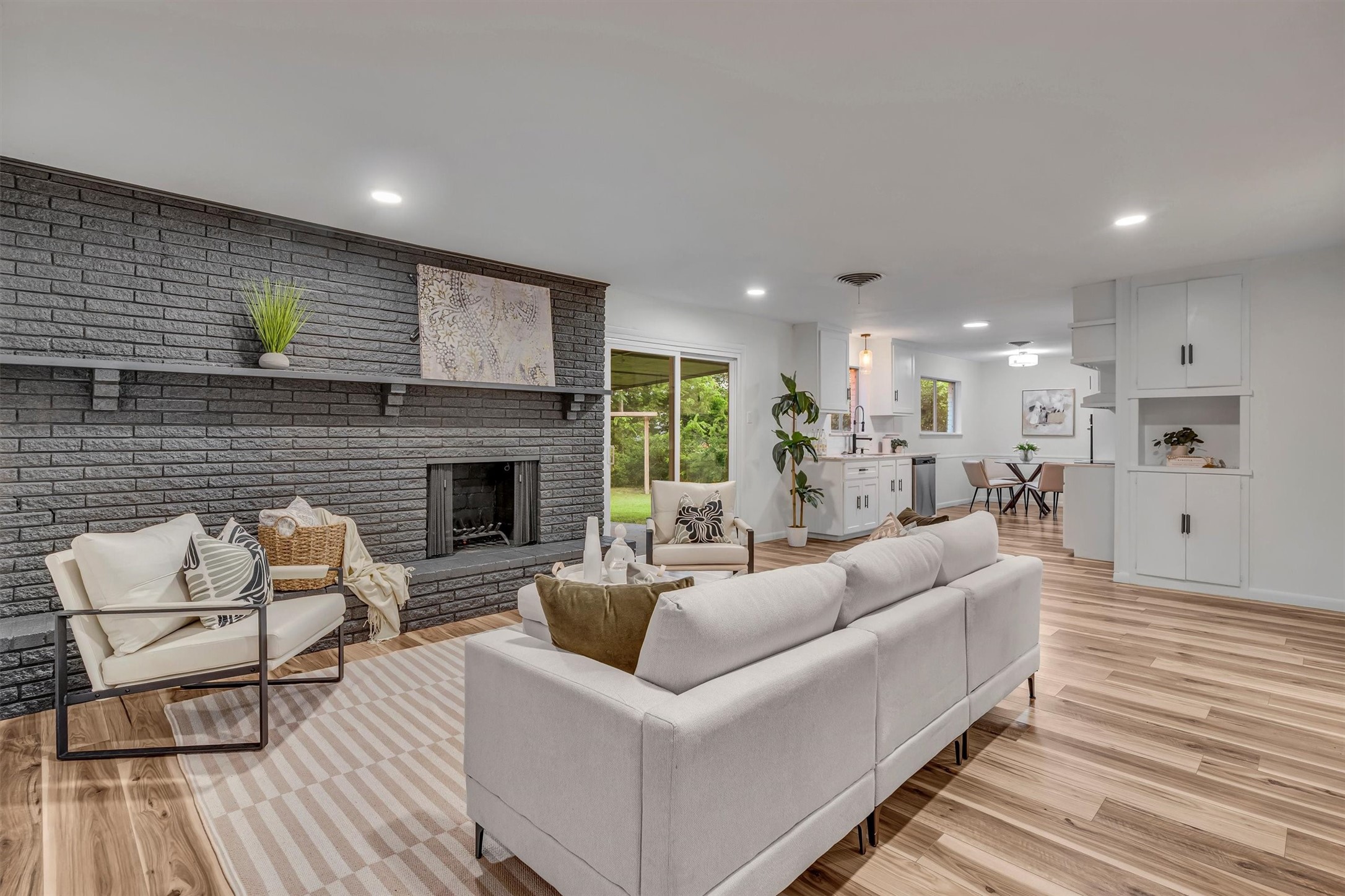 5229 Cockrell Avenue