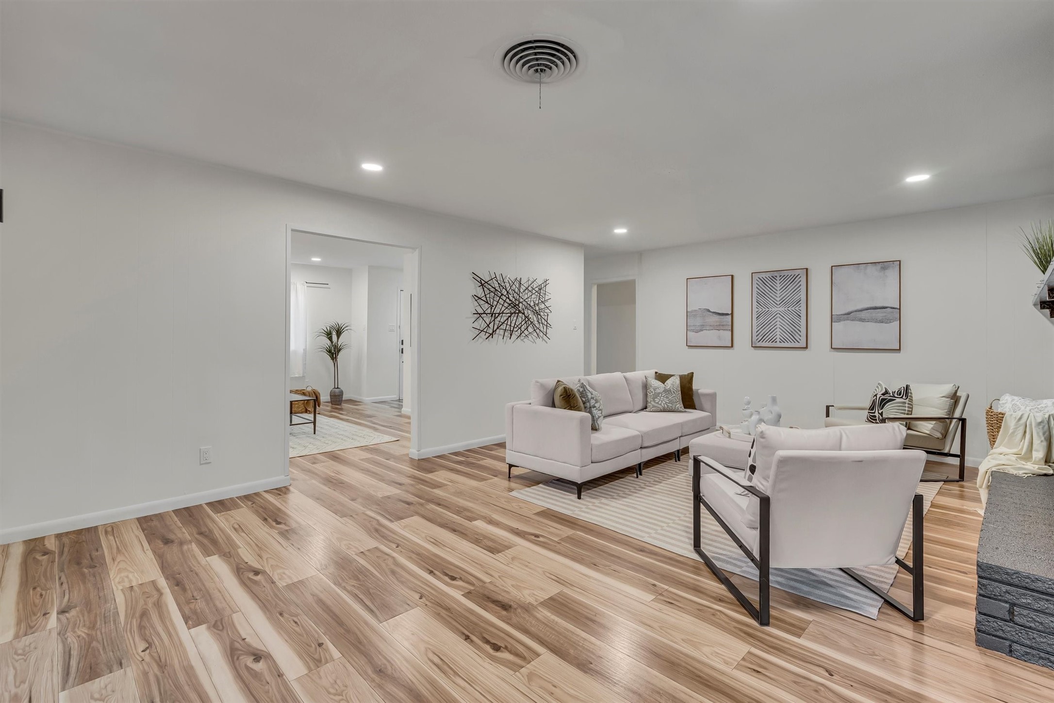 5229 Cockrell Avenue