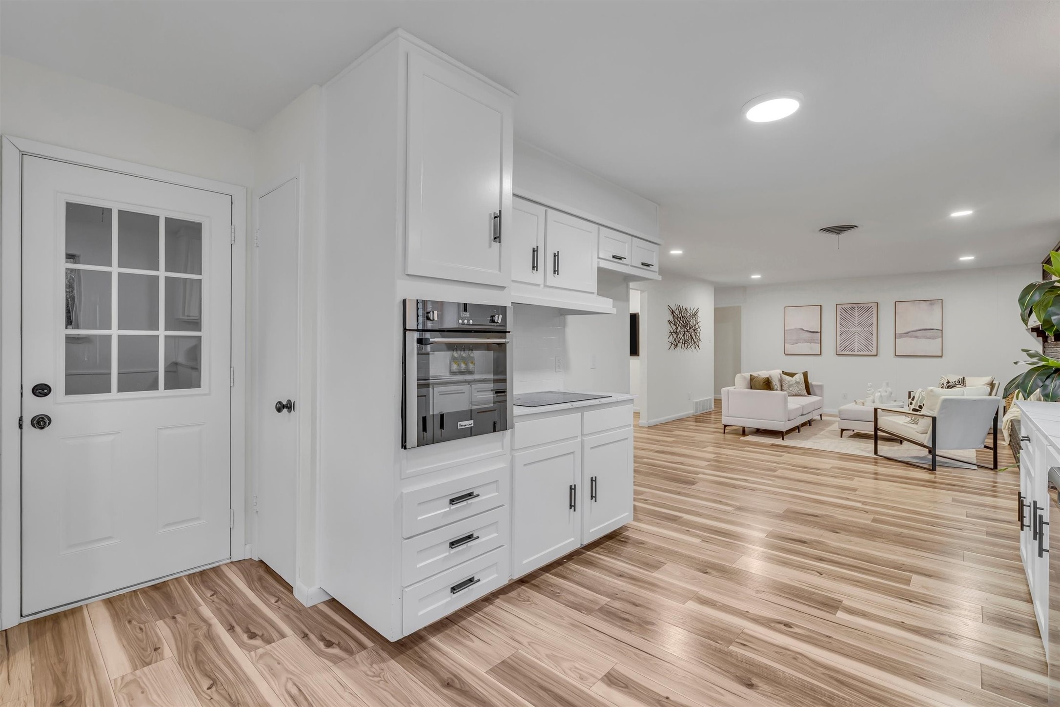 5229 Cockrell Avenue