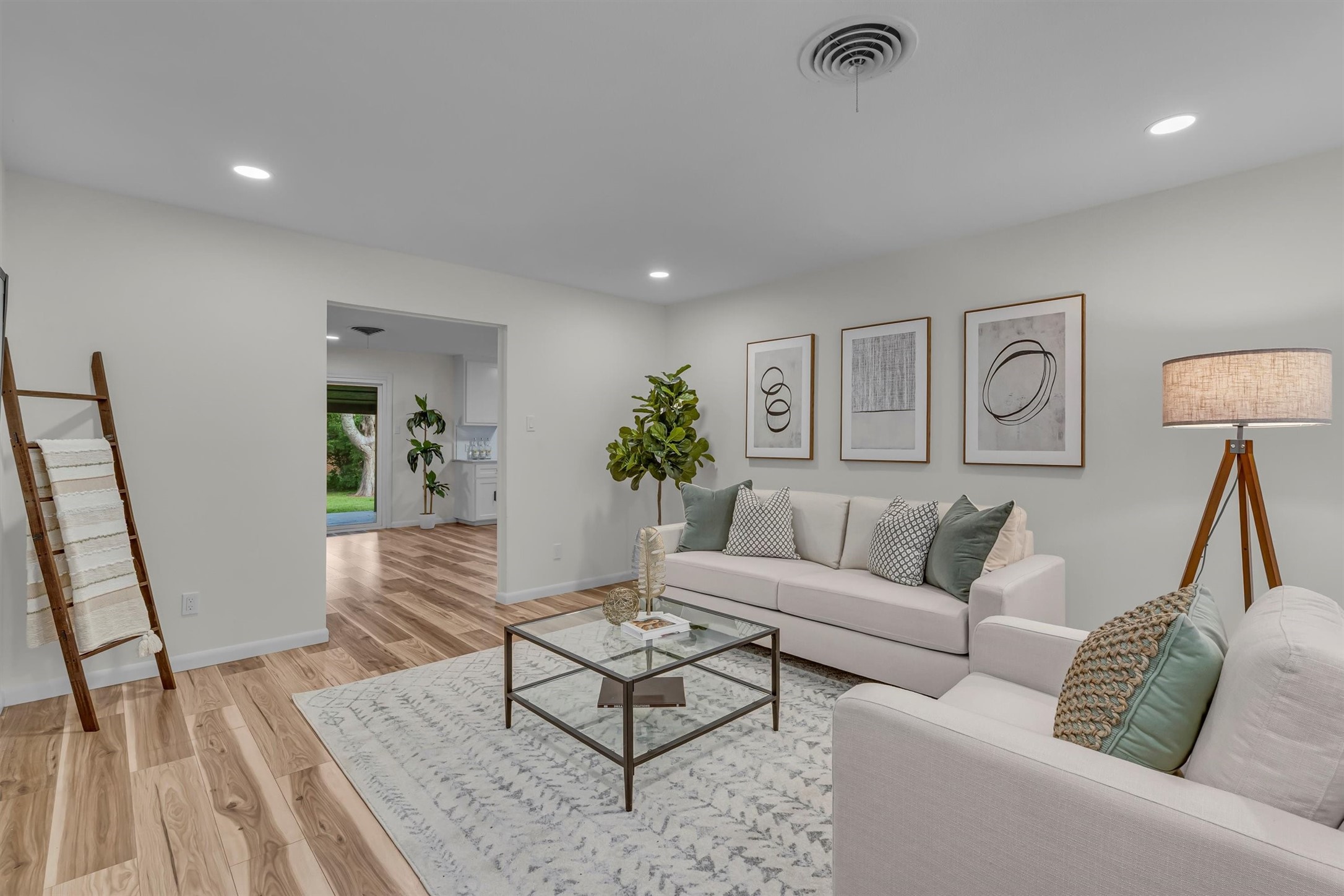 5229 Cockrell Avenue