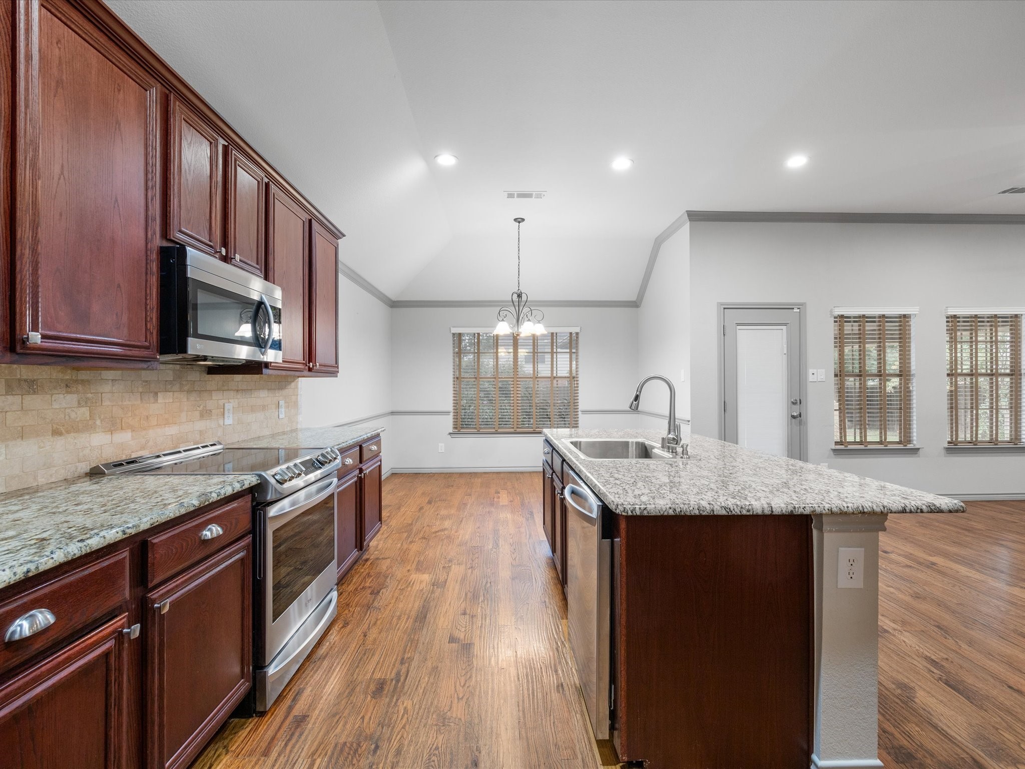 305 Mckamy Boulevard