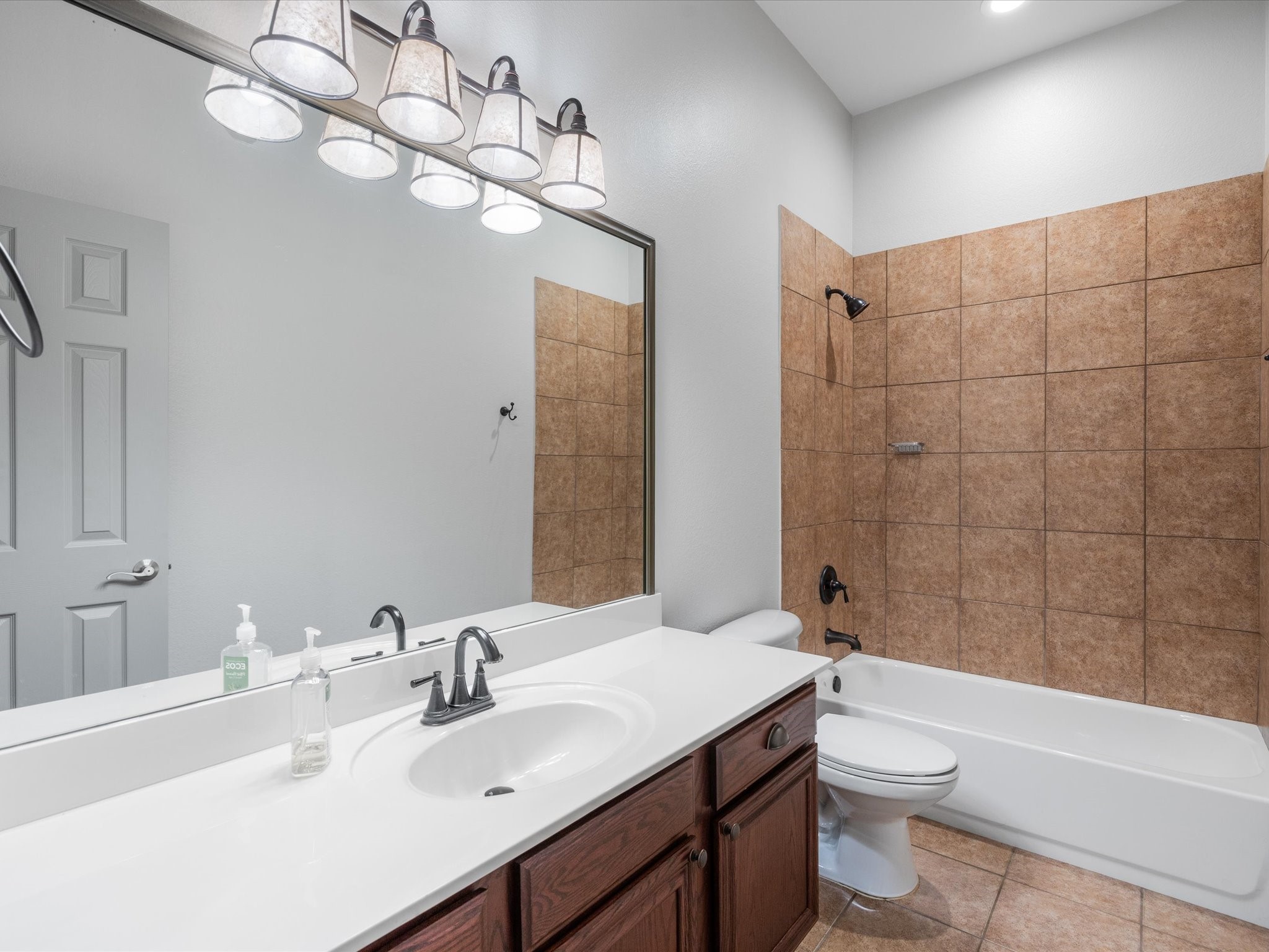 305 Mckamy Boulevard