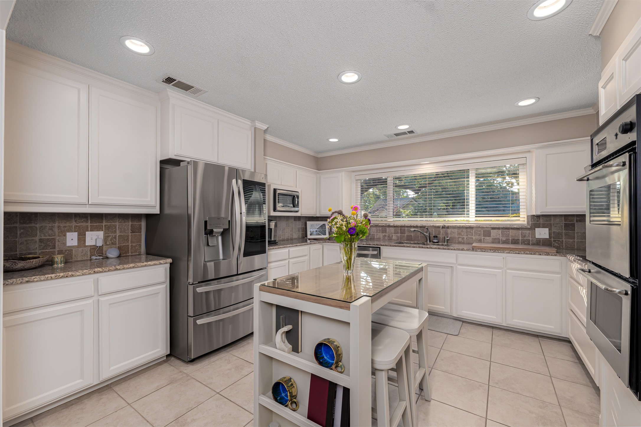 1810 Holm Oak Street