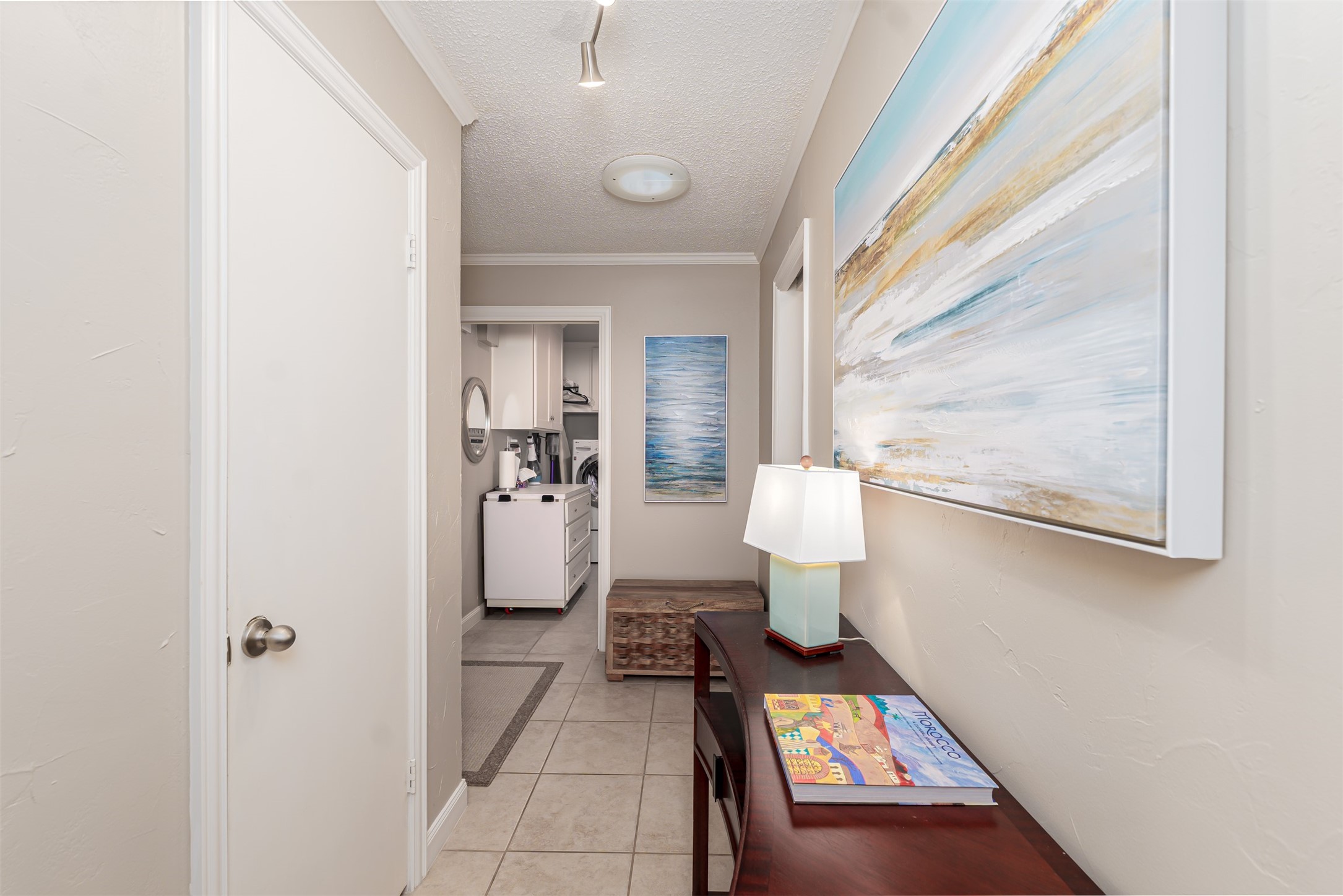 1810 Holm Oak Street