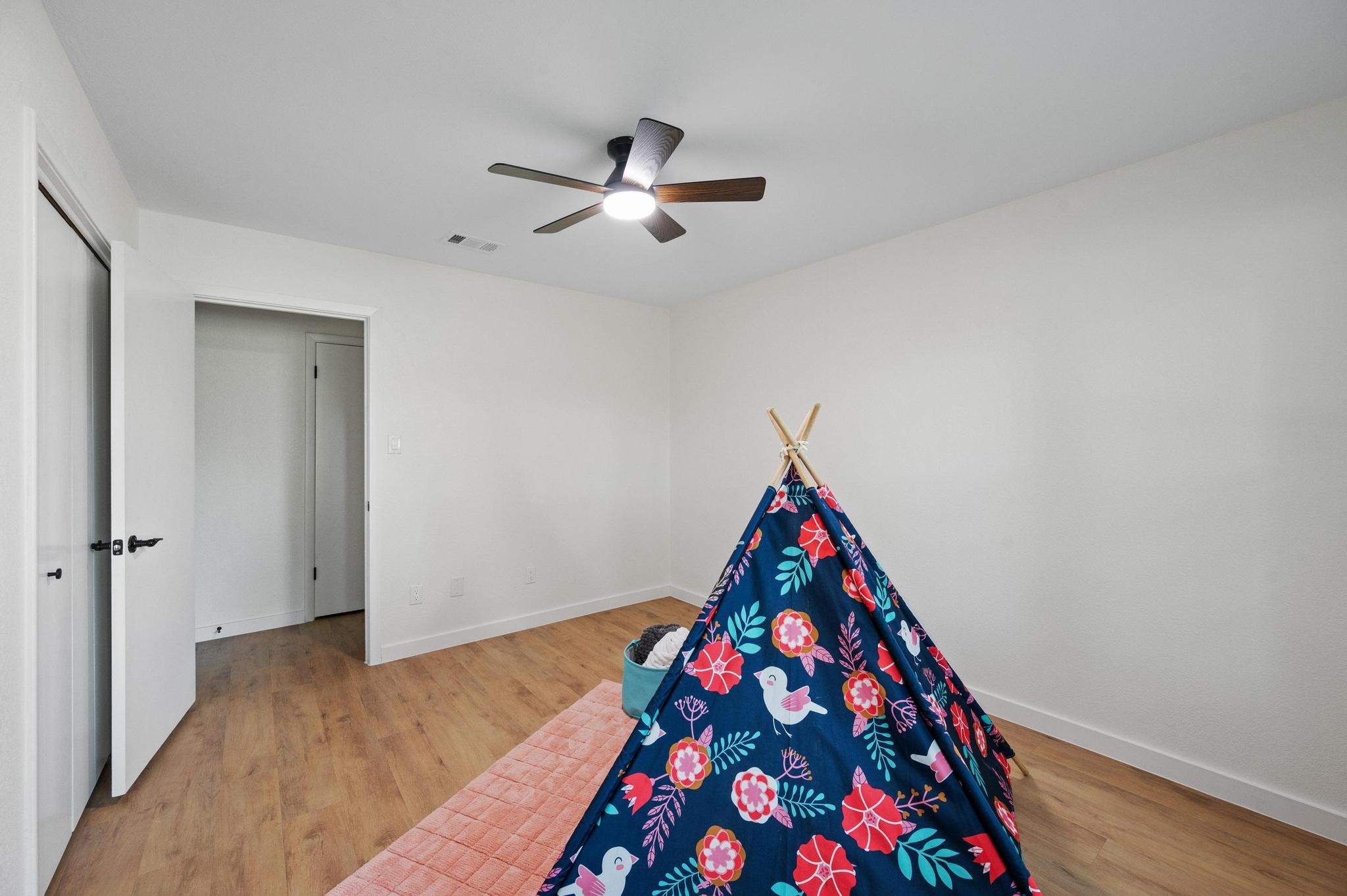 3605 Wayland Drive