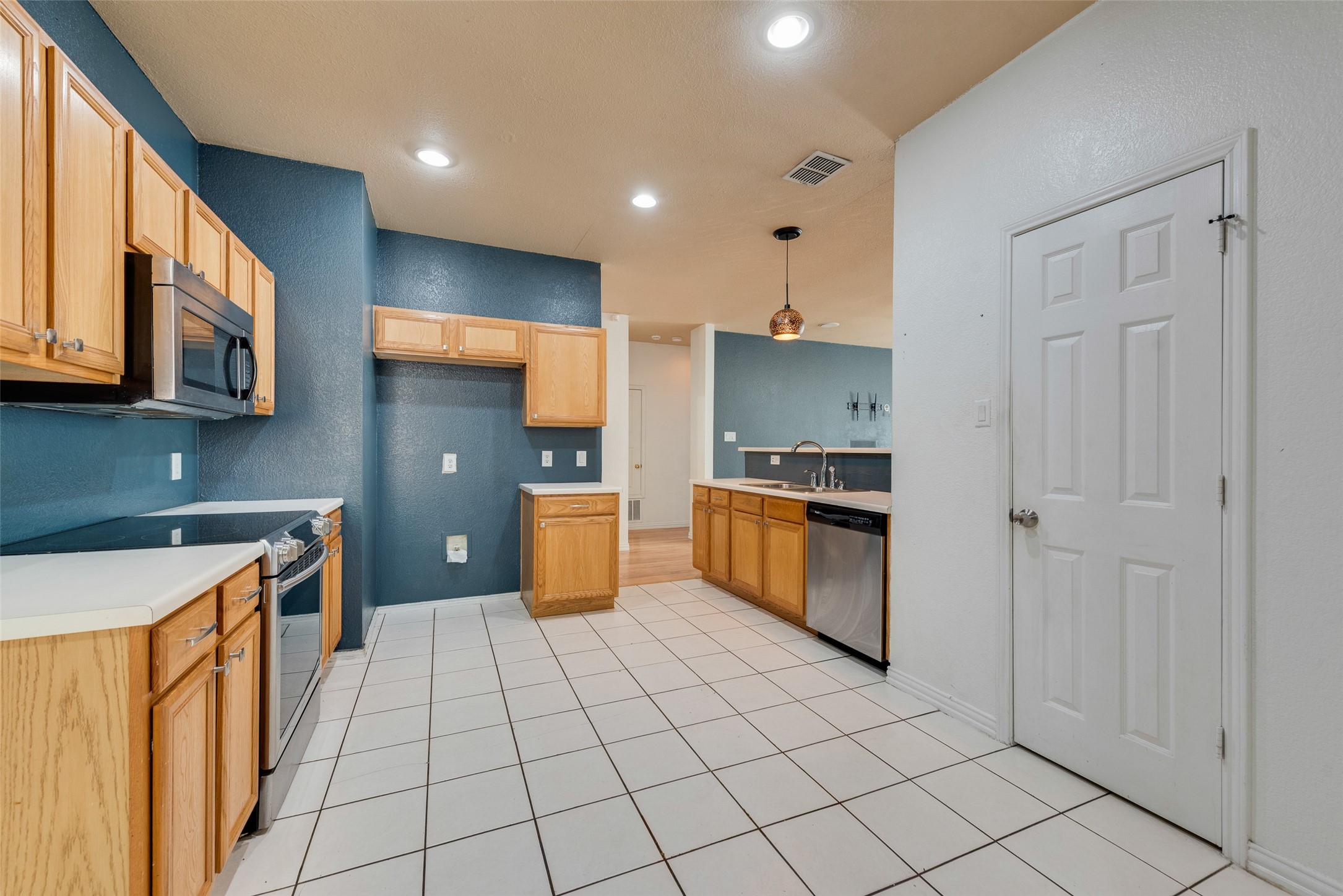 1053 Pullman Drive