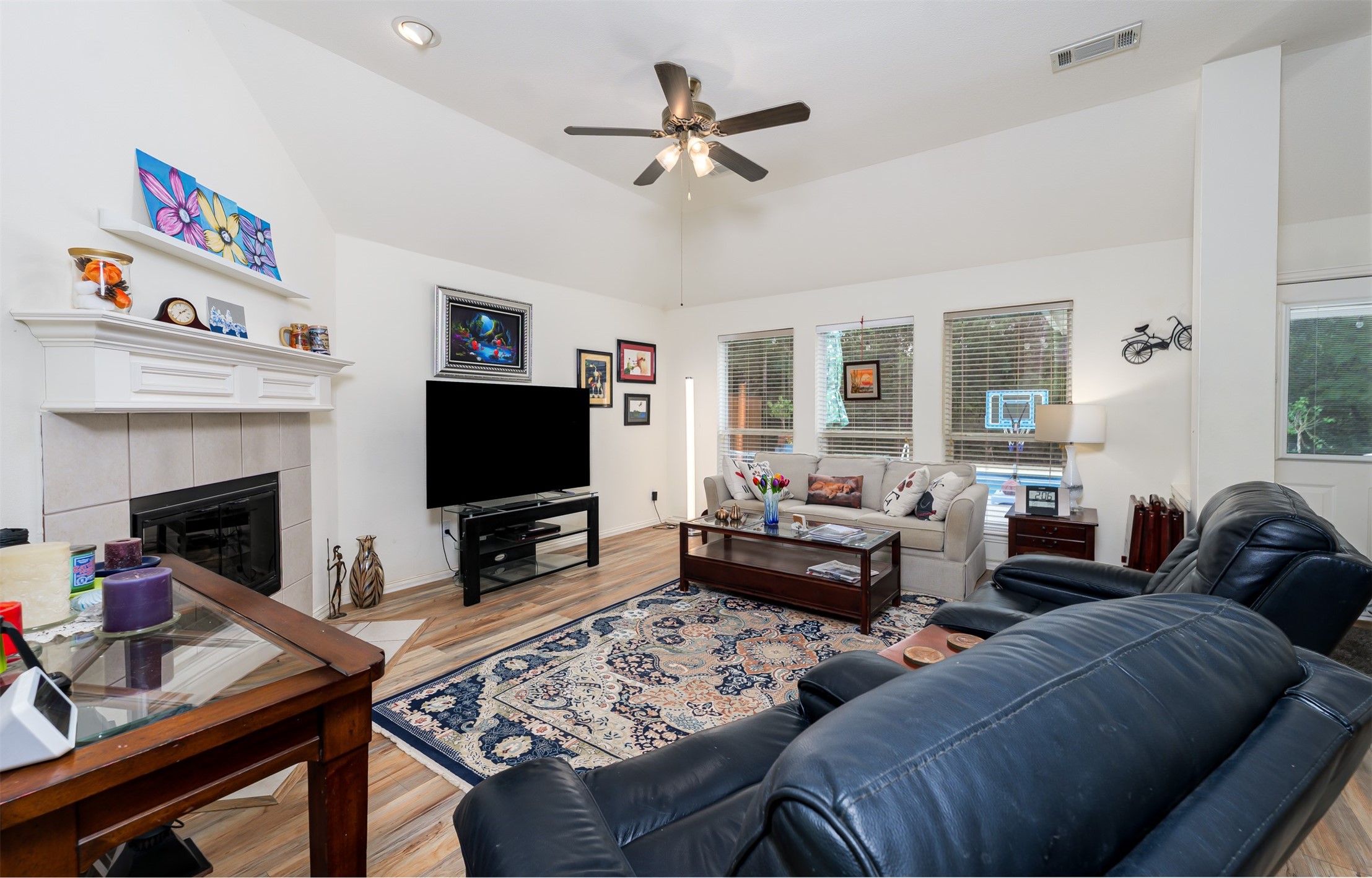 7046 Panavision Trail