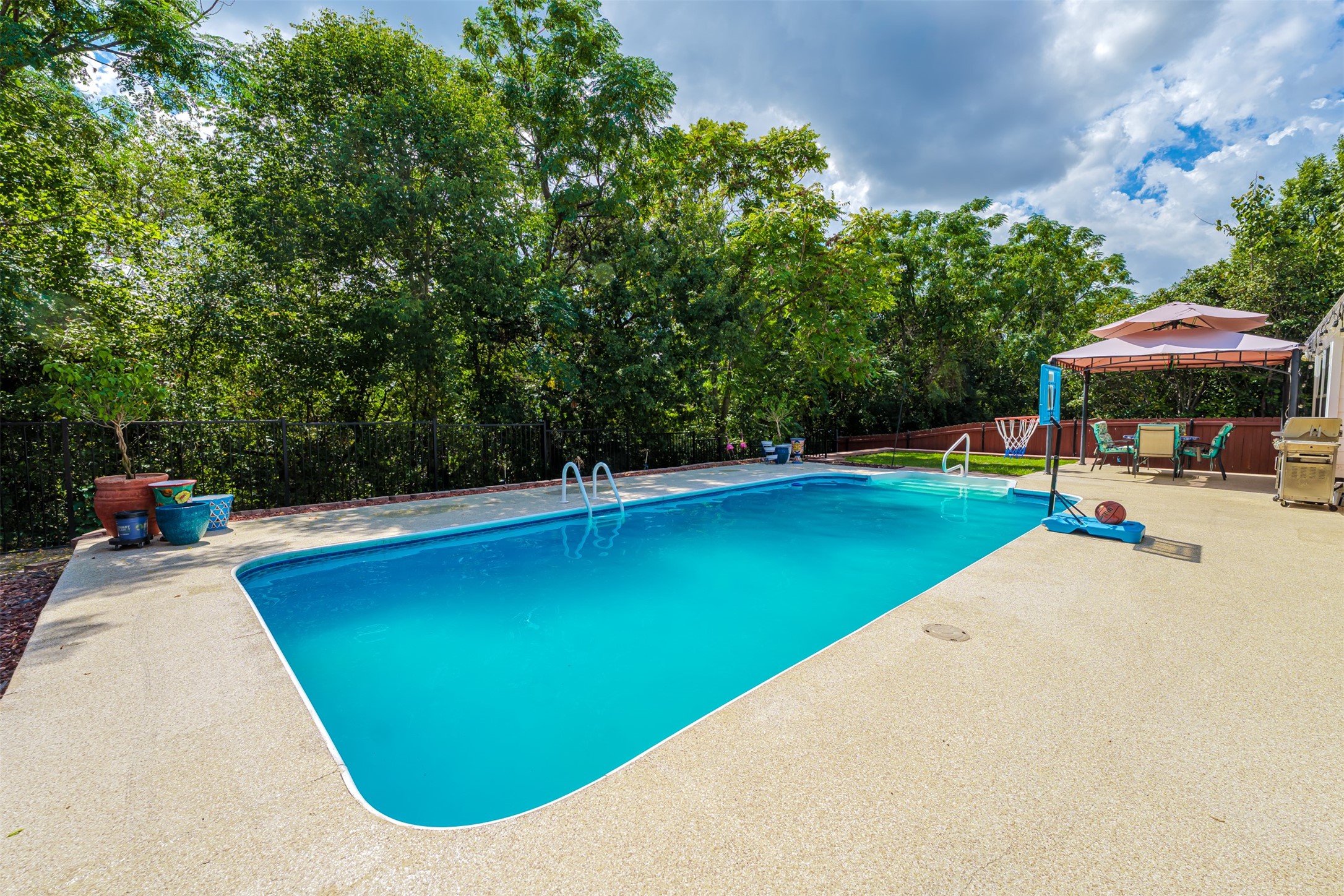 7046 Panavision Trail