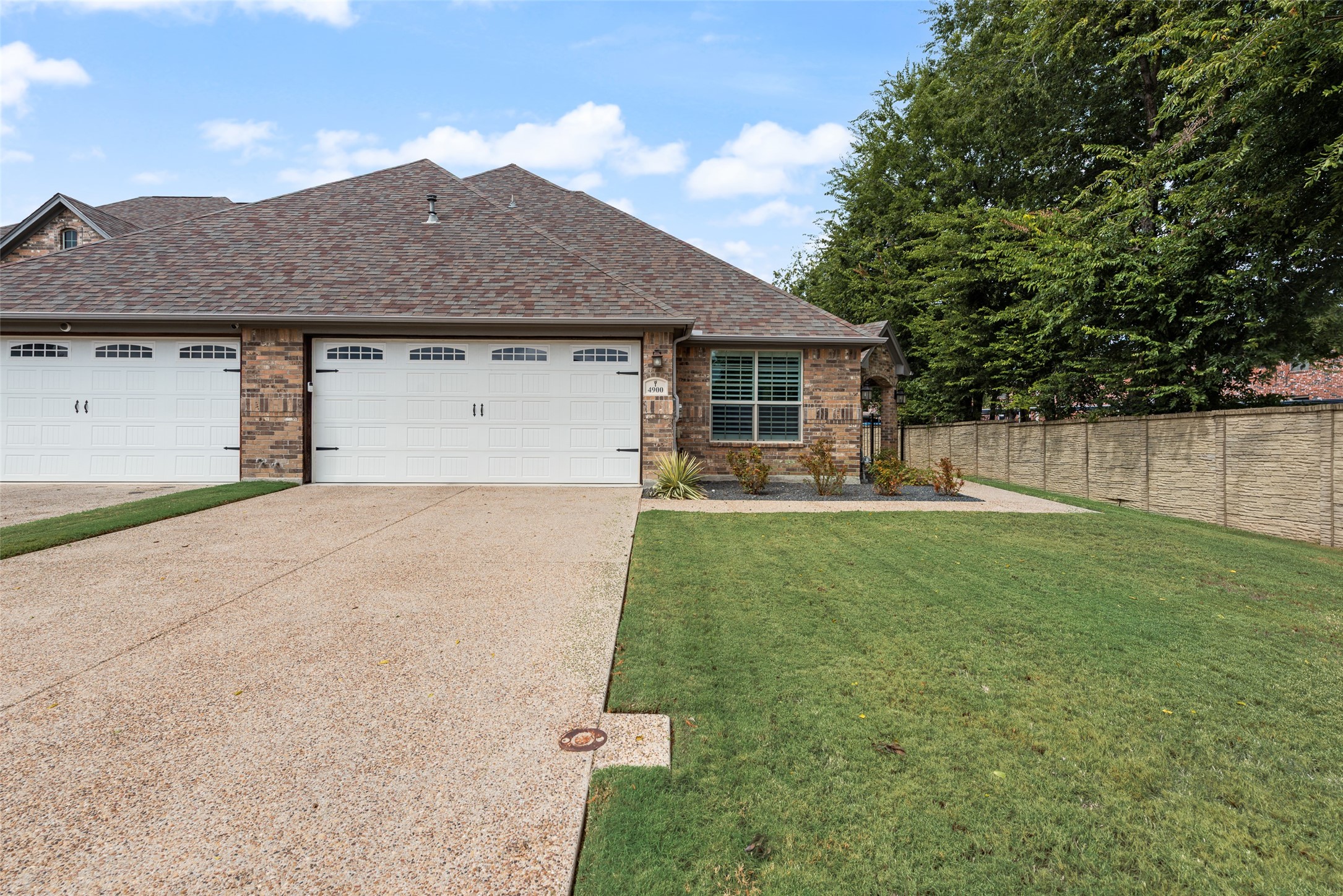 4900 Dacy Lane