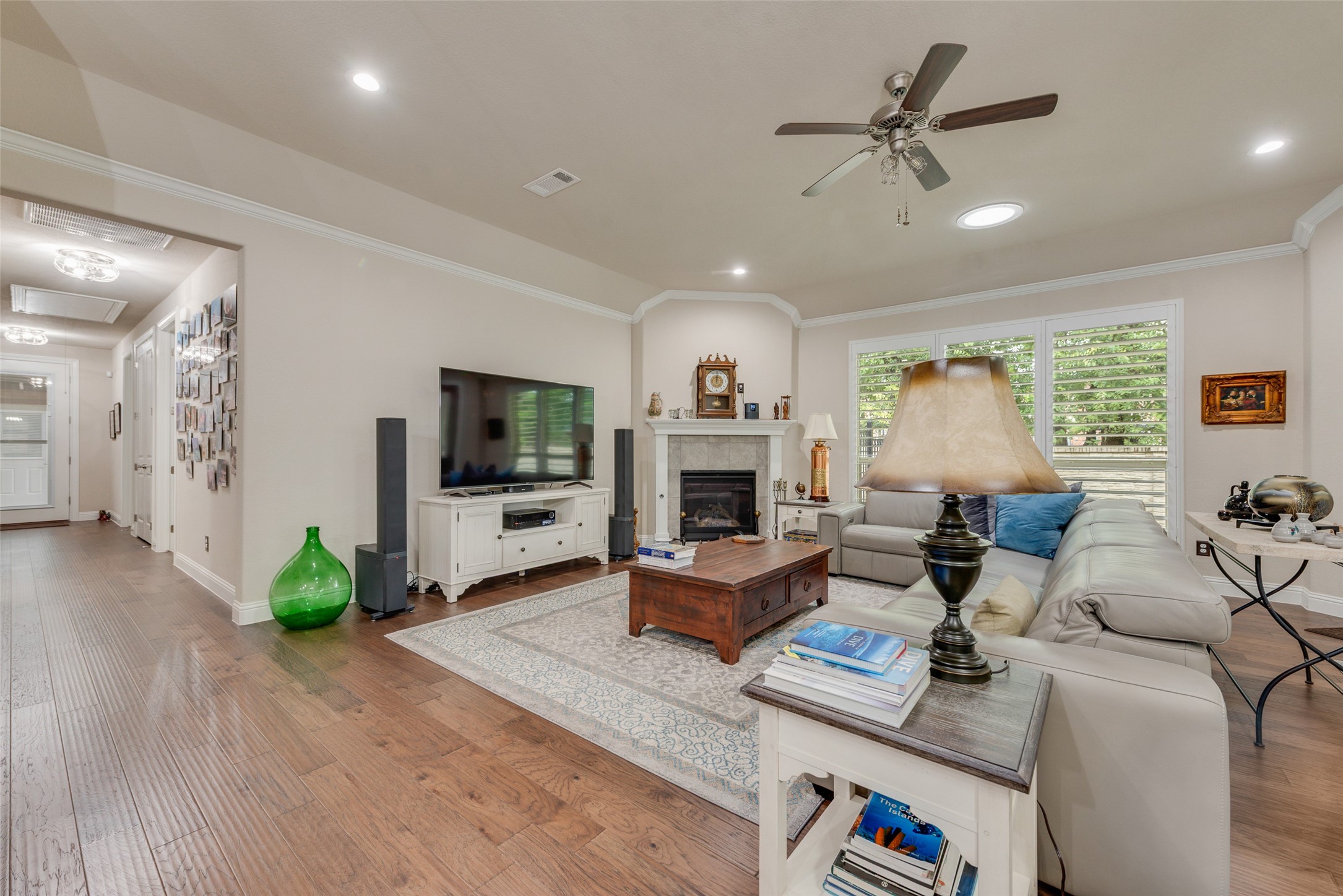 4900 Dacy Lane
