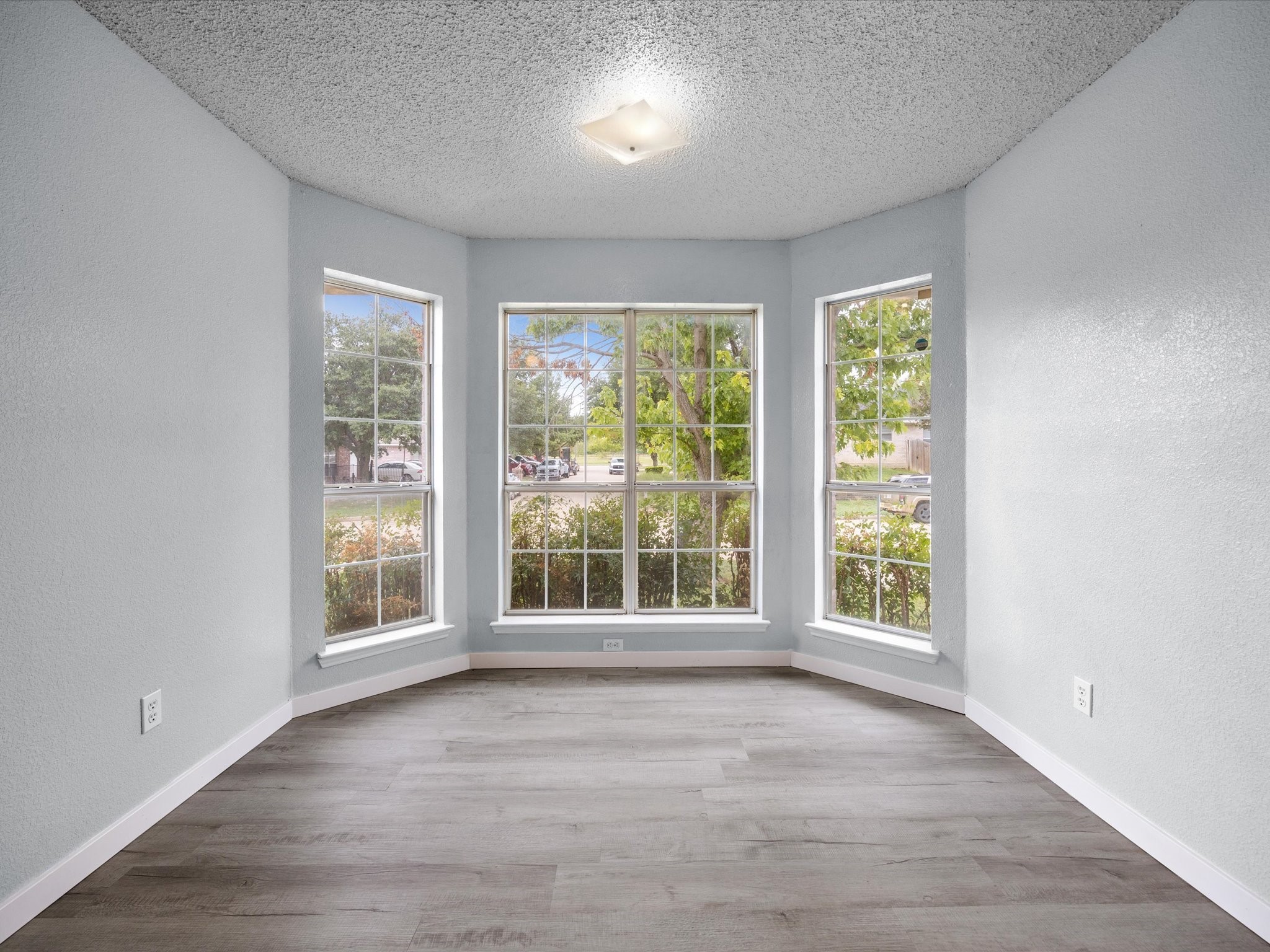 6400 Twilight Circle