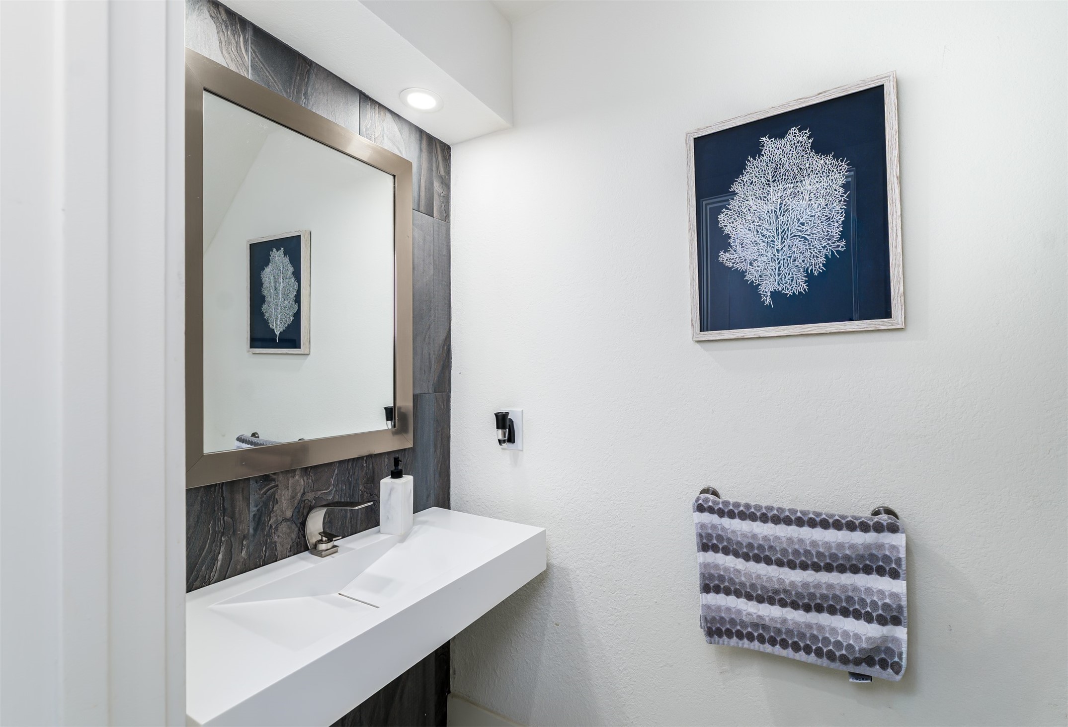 2501 Fox Hollow Court