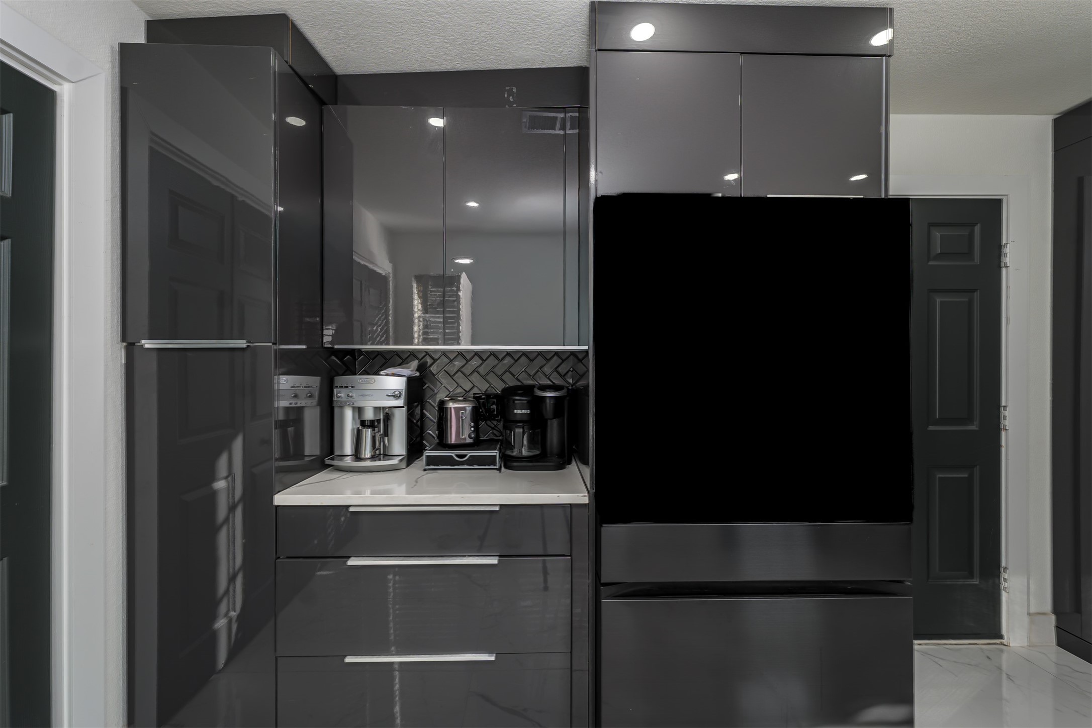 2501 Fox Hollow Court