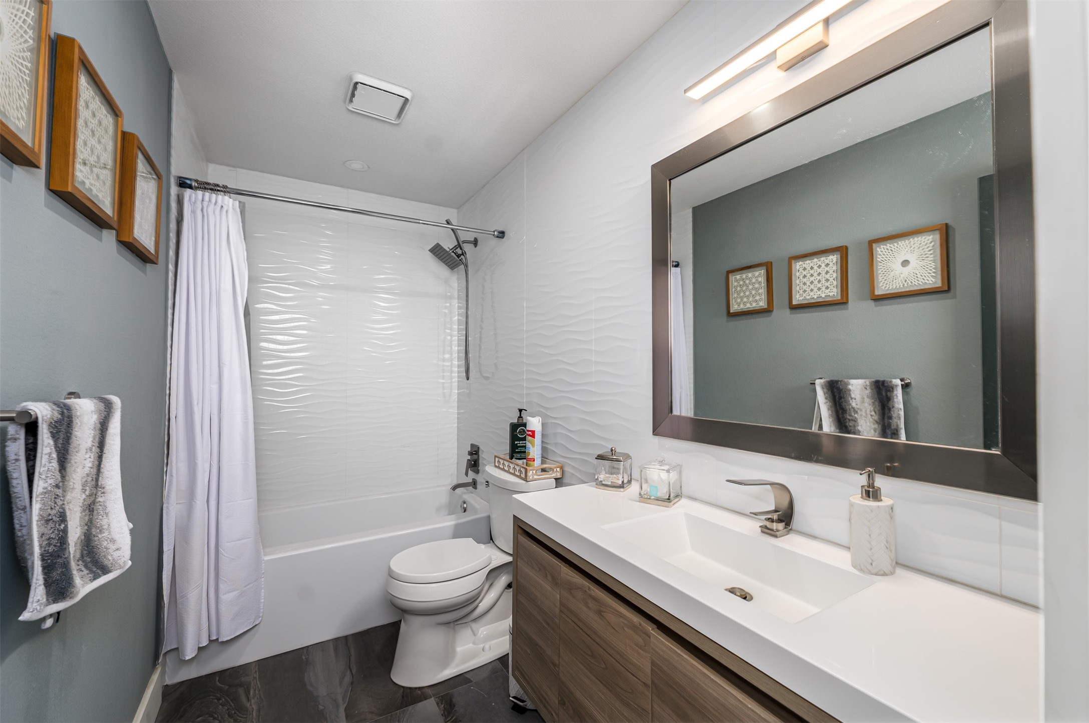 2501 Fox Hollow Court