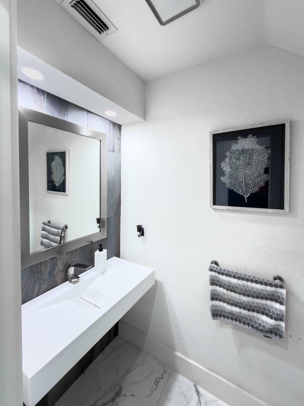 2501 Fox Hollow Court