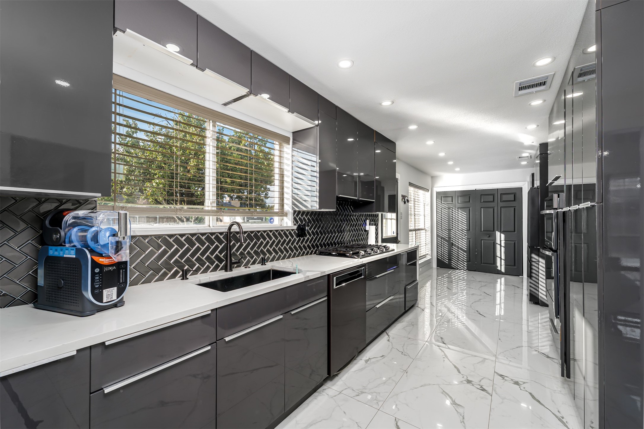 2501 Fox Hollow Court