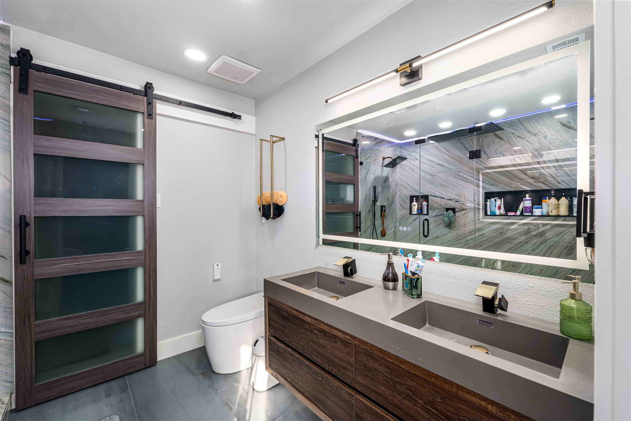 2501 Fox Hollow Court